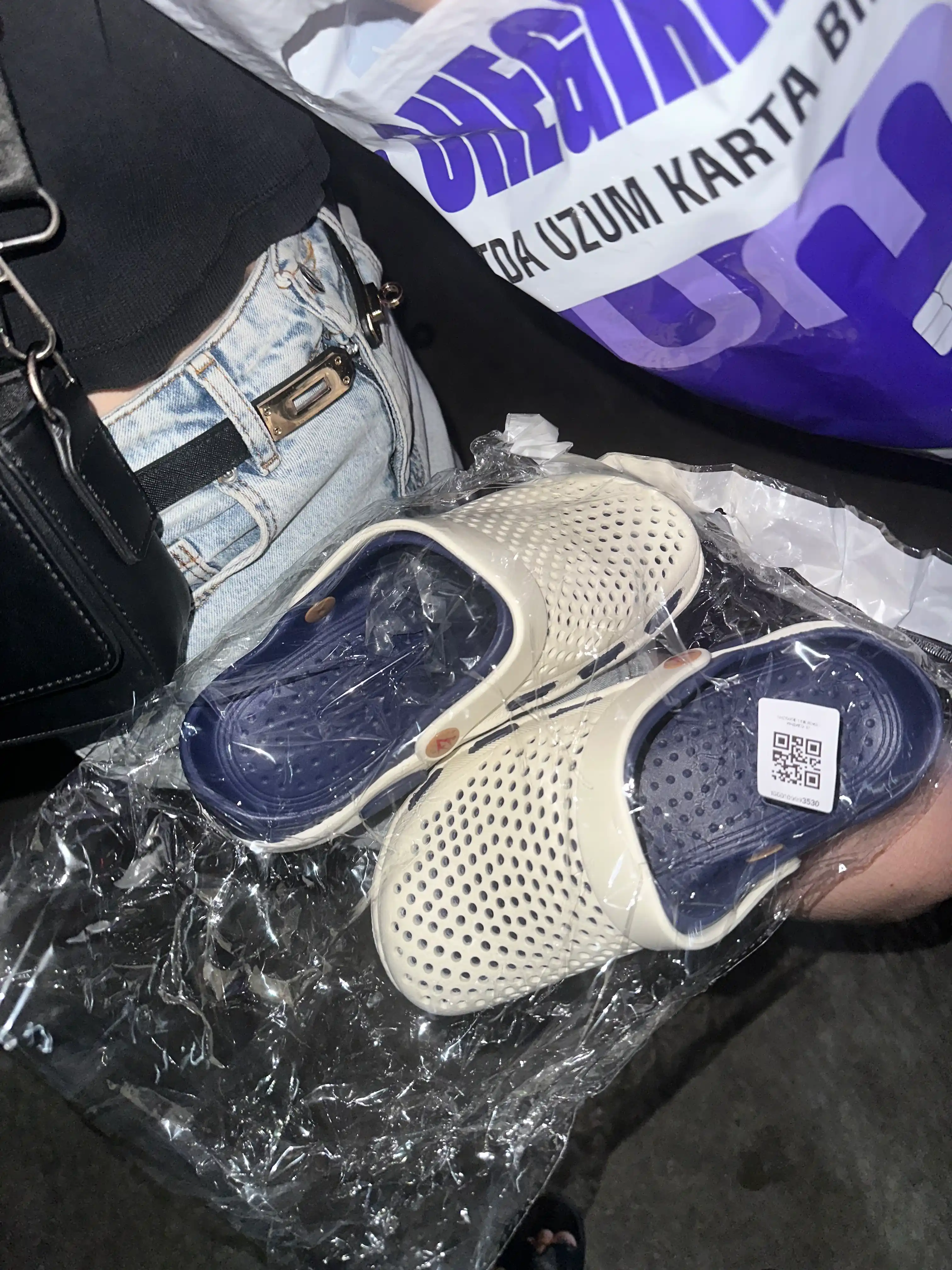 Ayollar uchun yengil EVA klog shippaklari Crocs uslubida