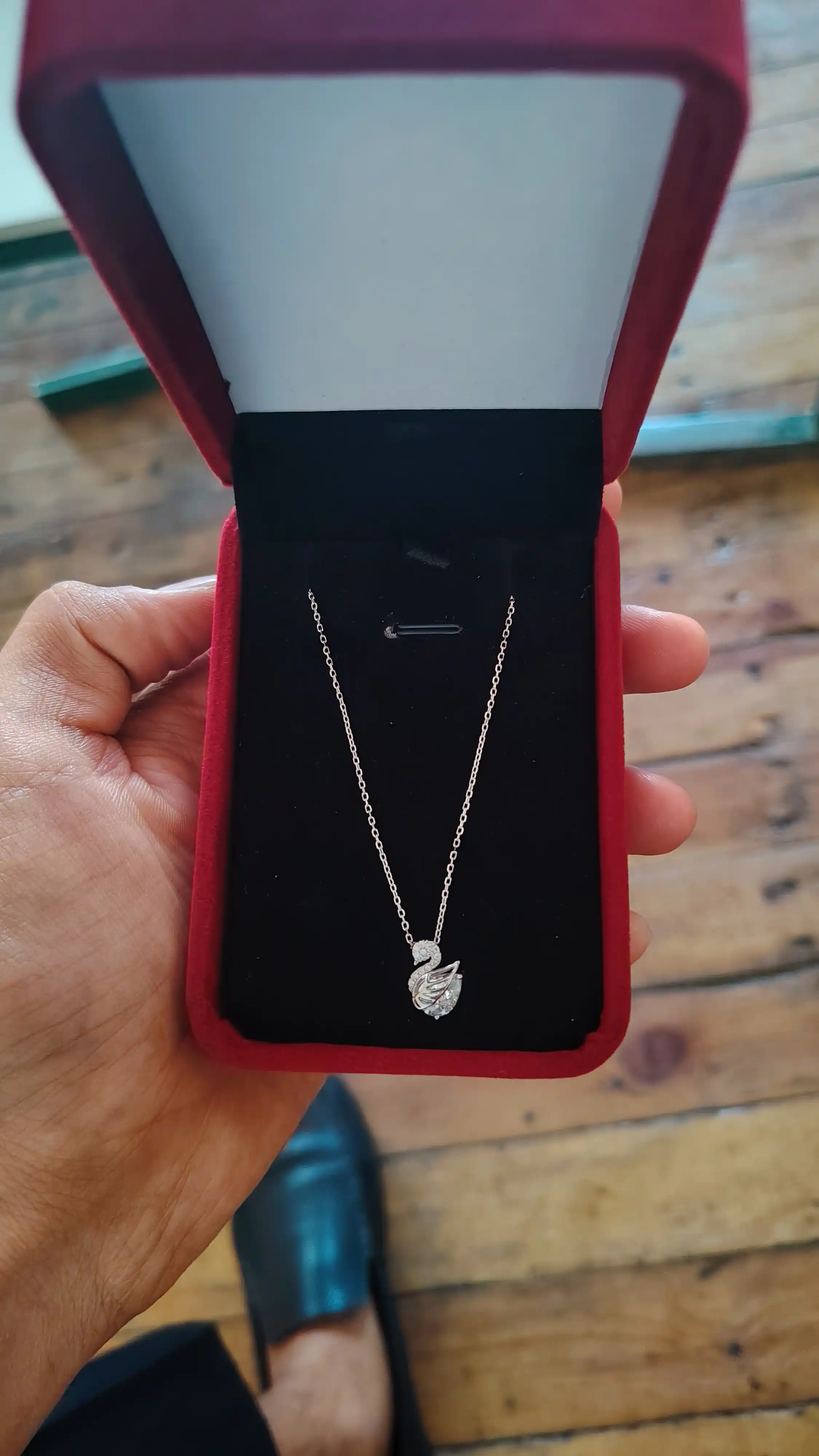ALIXANDRA Ayollar uchun oqqush kulonli 925 proba sterling kumush zanjir, 18K oltin qoplama