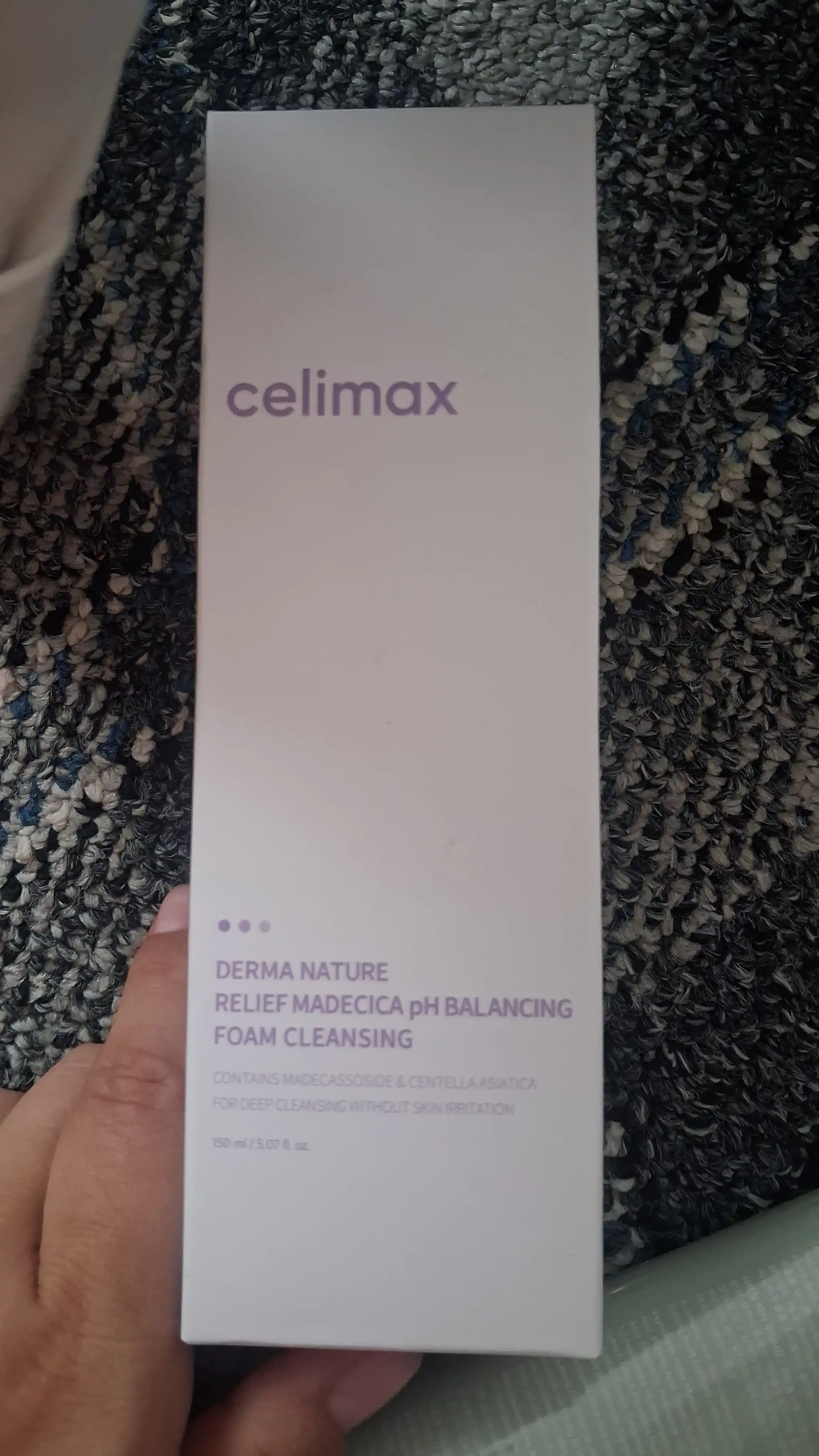 Celimax Centella va Madecassoside bilan pH muvozanatli yuz yuvish ko‘pigi