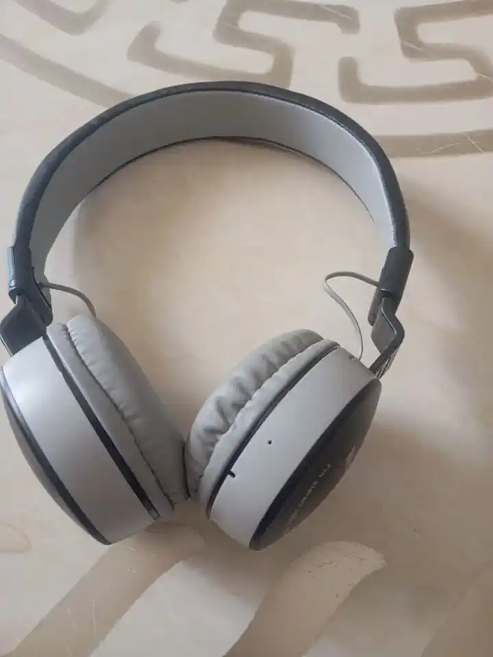 MS-881A Simsiz Bluetooth Quloqchin, AUX va SD Card Qo‘llab-quvvatlaydigan Headphone