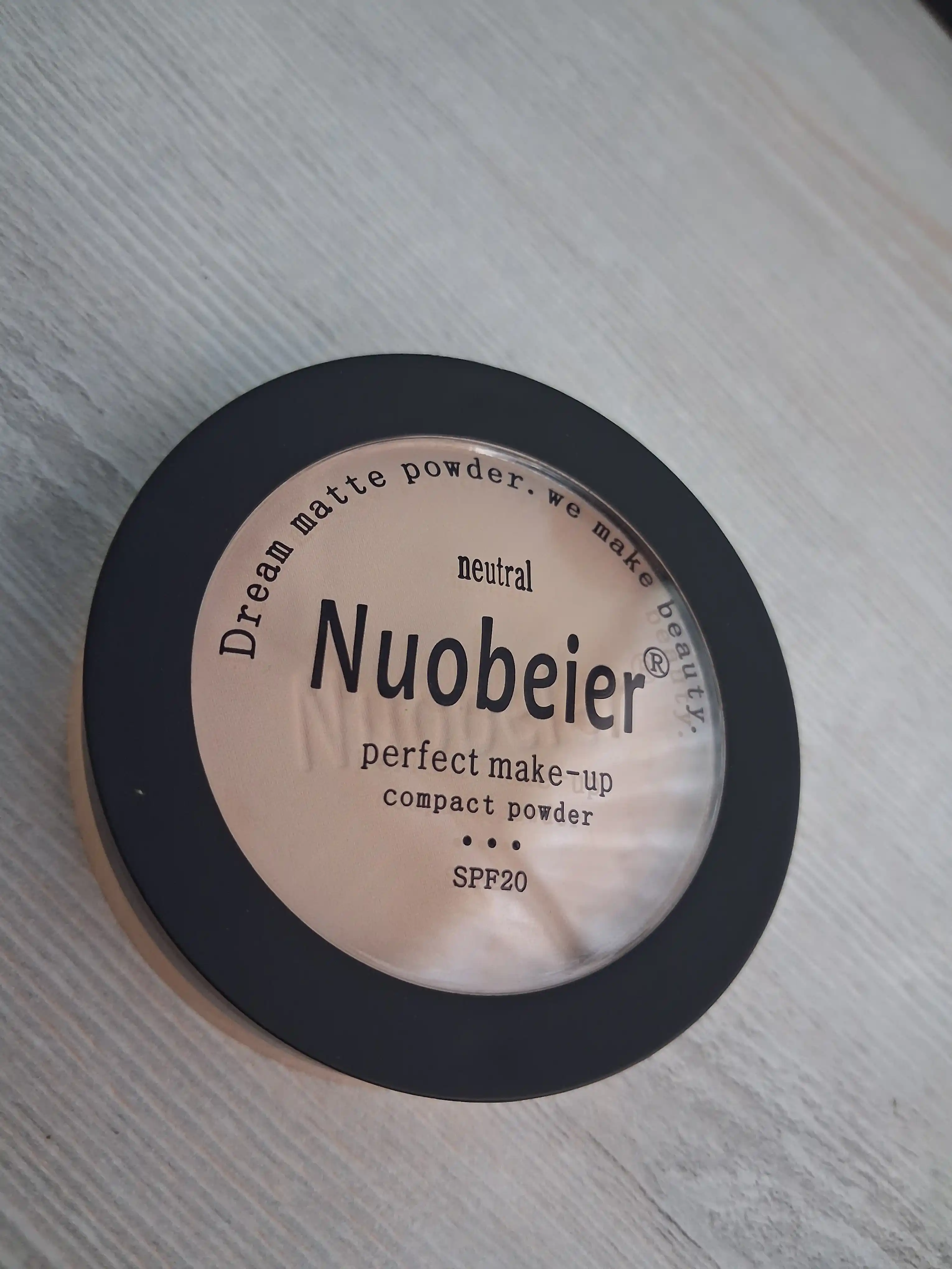 Пудра для лица Nuobeier SPF 20 Matte Powder