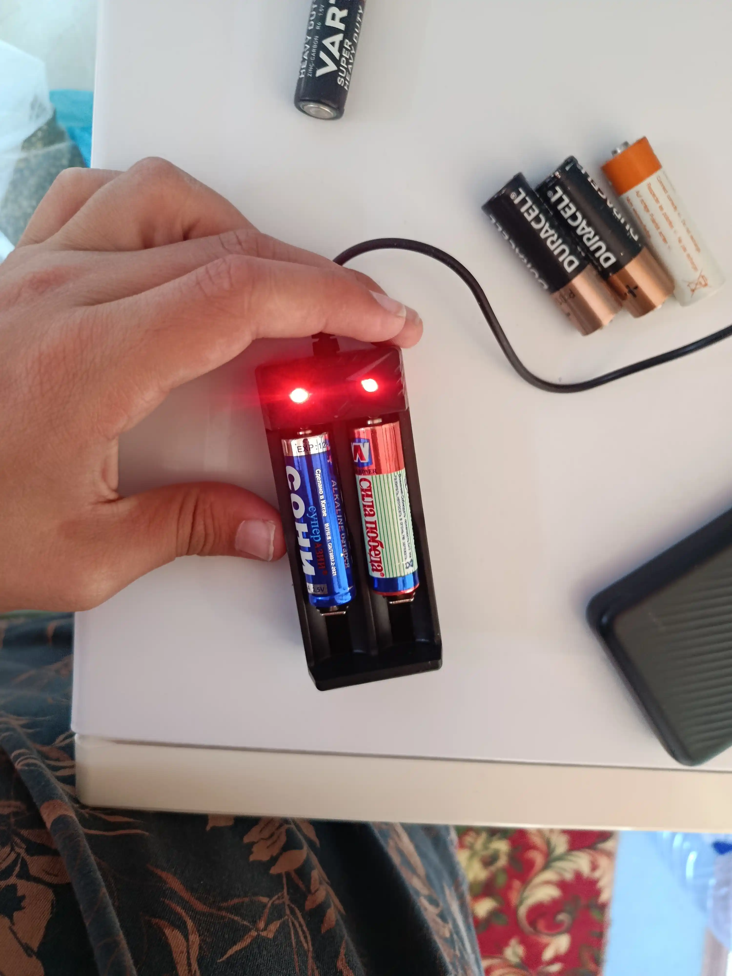 Зарядка USB для аккумуляторов до 18650, 2 слота, Li-ion, 1000 мА