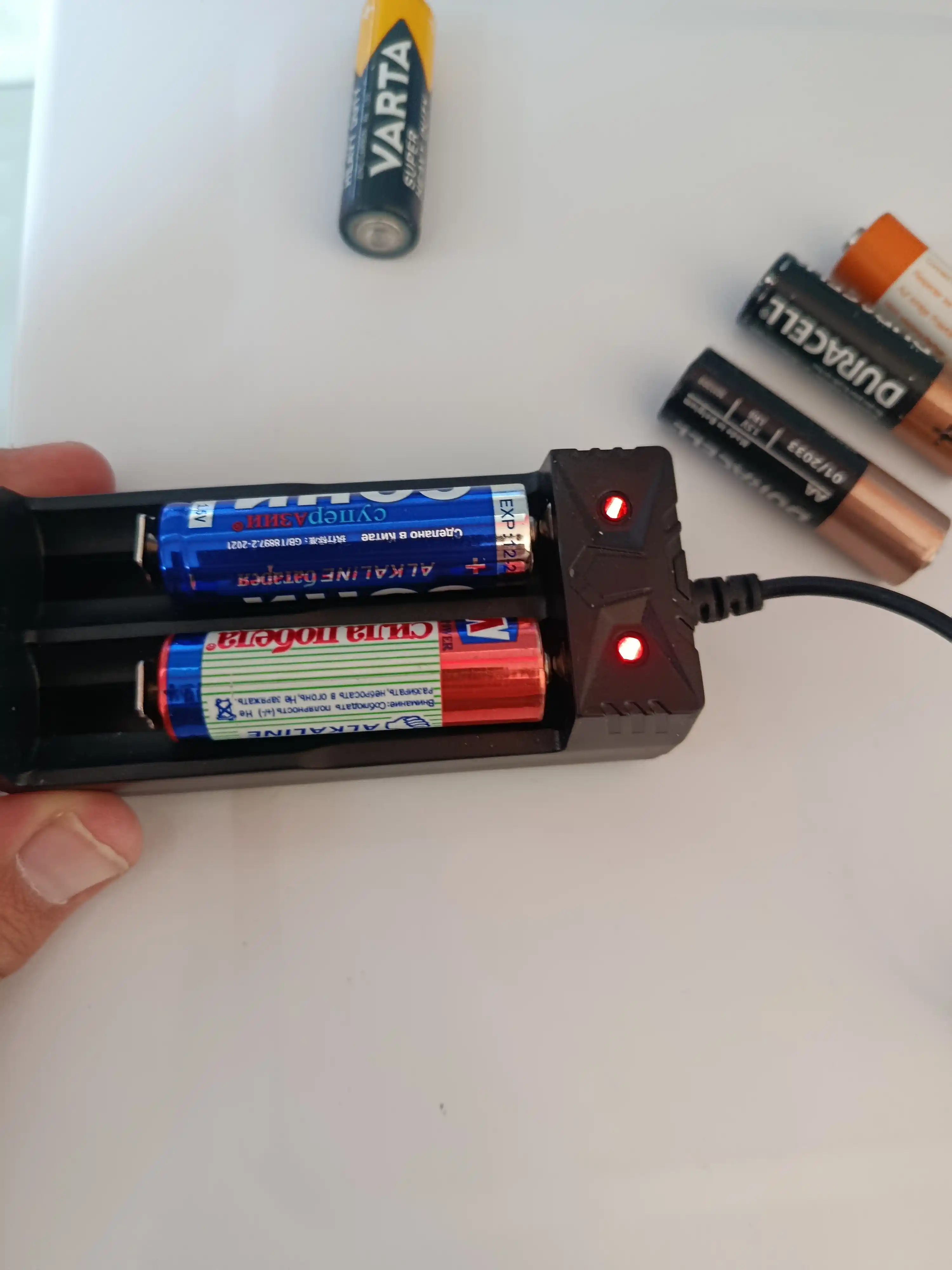 Зарядка USB для аккумуляторов до 18650, 2 слота, Li-ion, 1000 мА