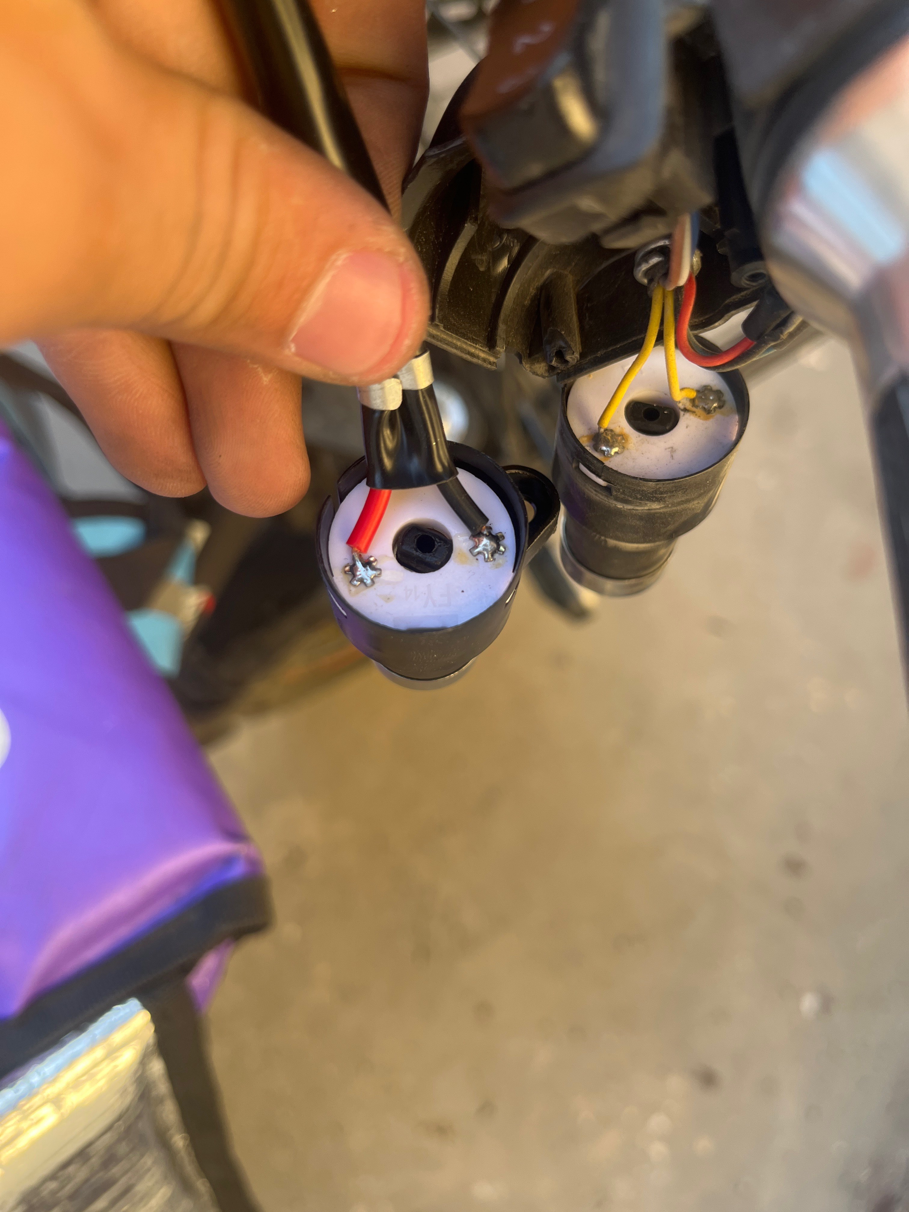 Elektroskuter va moped uchun pultli signalizatsiya va qulf to‘plami (48V-72V universal)