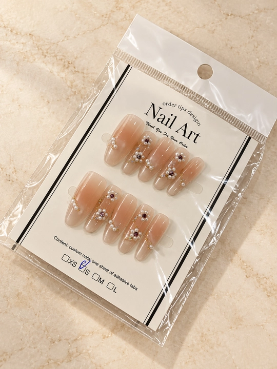 Накладные ногти press on nails с клеем, длинные типсы со стразами и дизайном