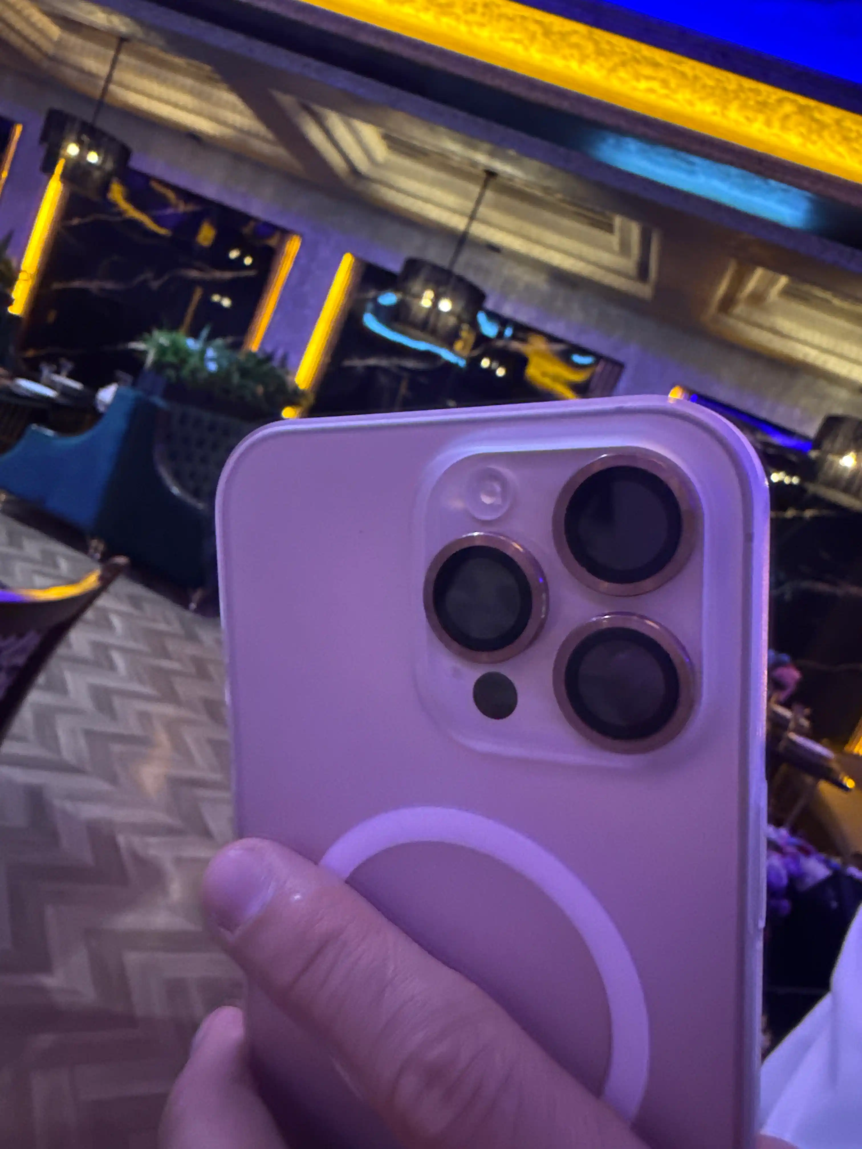 Защитное стекло на камеру Apple iPhone 11, 12, 13, 14, 15, 16, 17  Pro / Pro Max