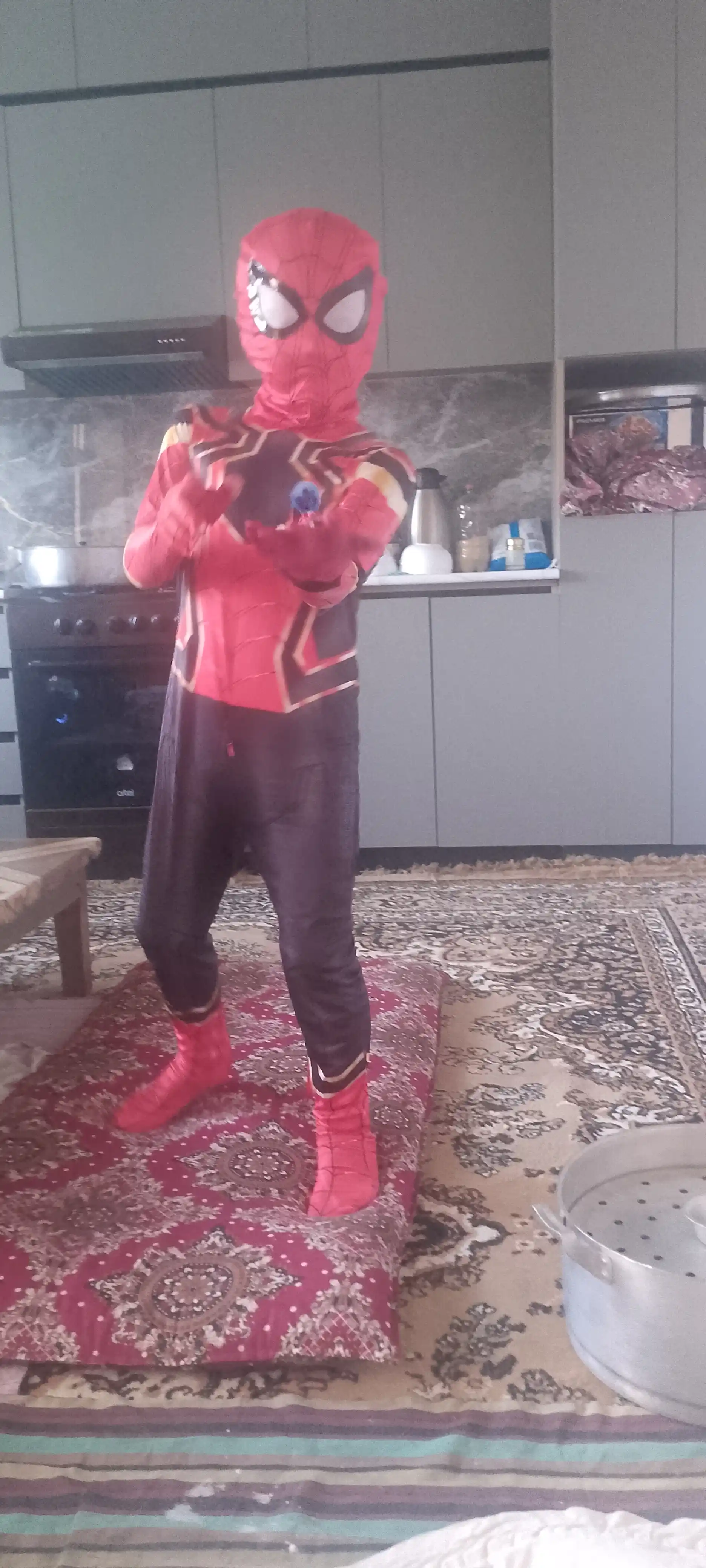 O‘rgimchak odam bolalar kostyumi, Spiderman, bayram uchun