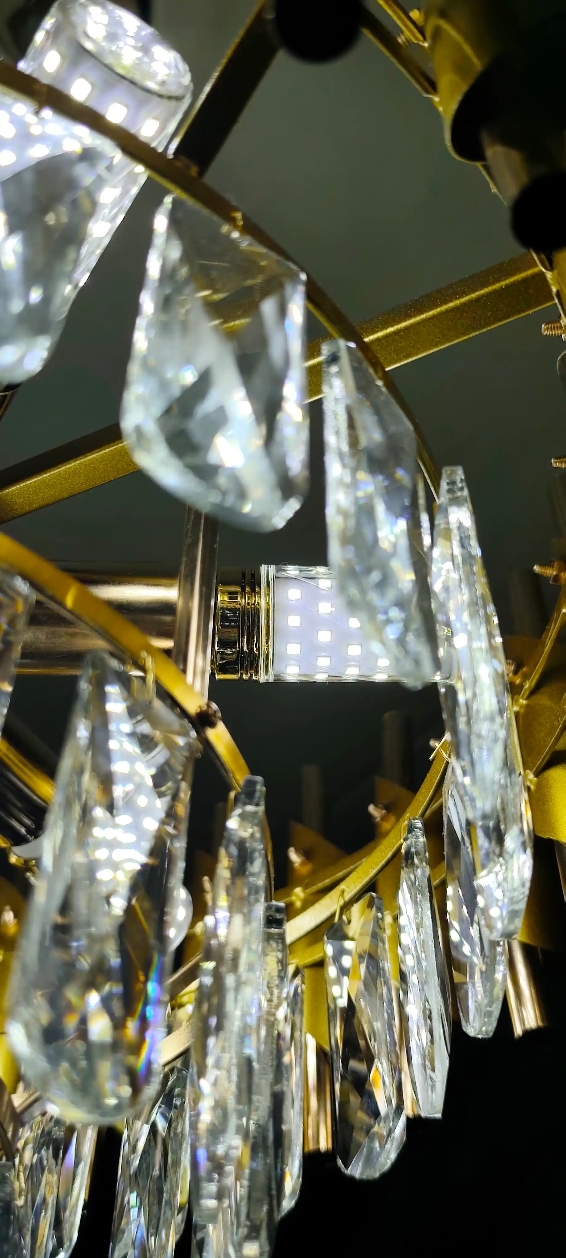 Lampochka led Energiyani tejaydigan E14, E27 -16 Vt, 24vt, 30 vt yorug'lik 20000 soatgacha