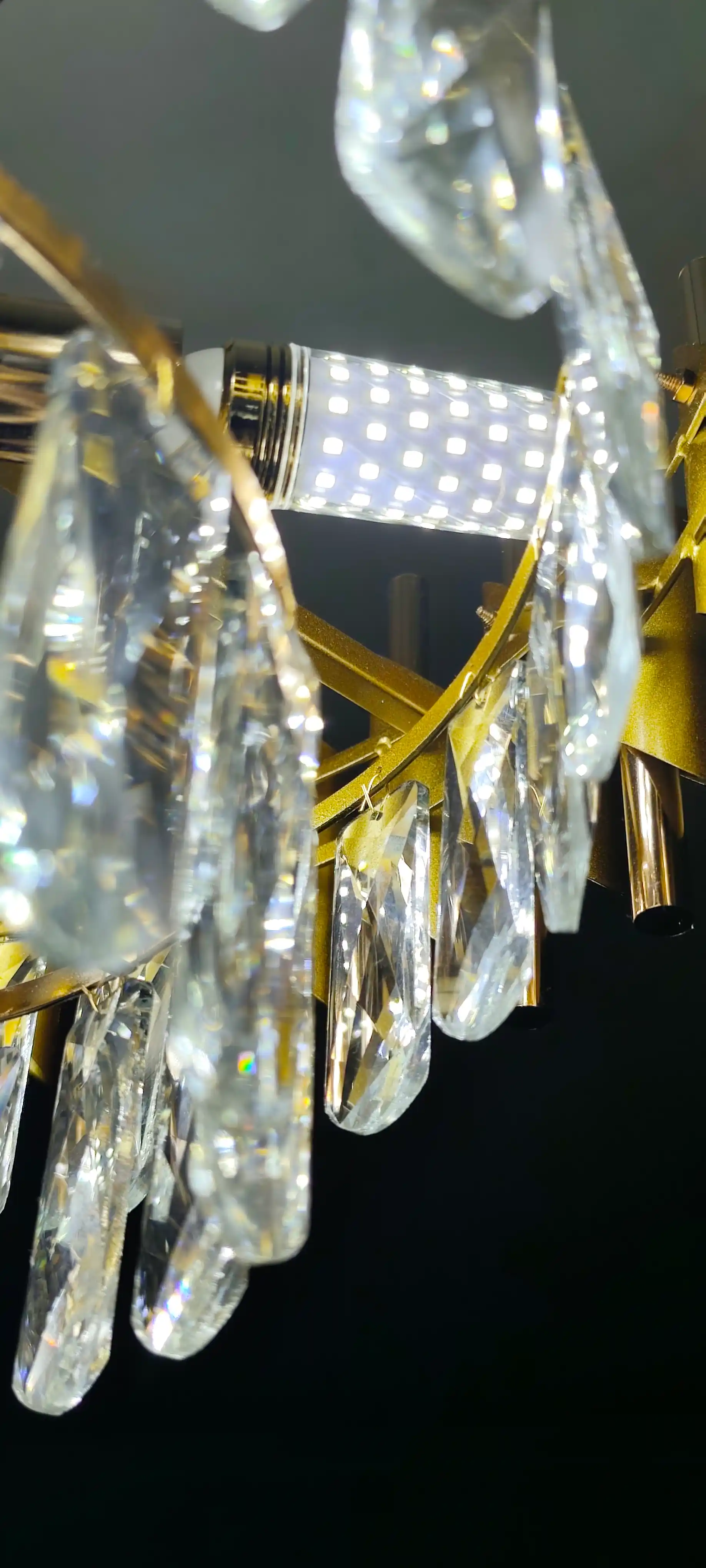 Lampochka led Energiyani tejaydigan E14, E27 -16 Vt, 24vt, 30 vt yorug'lik 20000 soatgacha