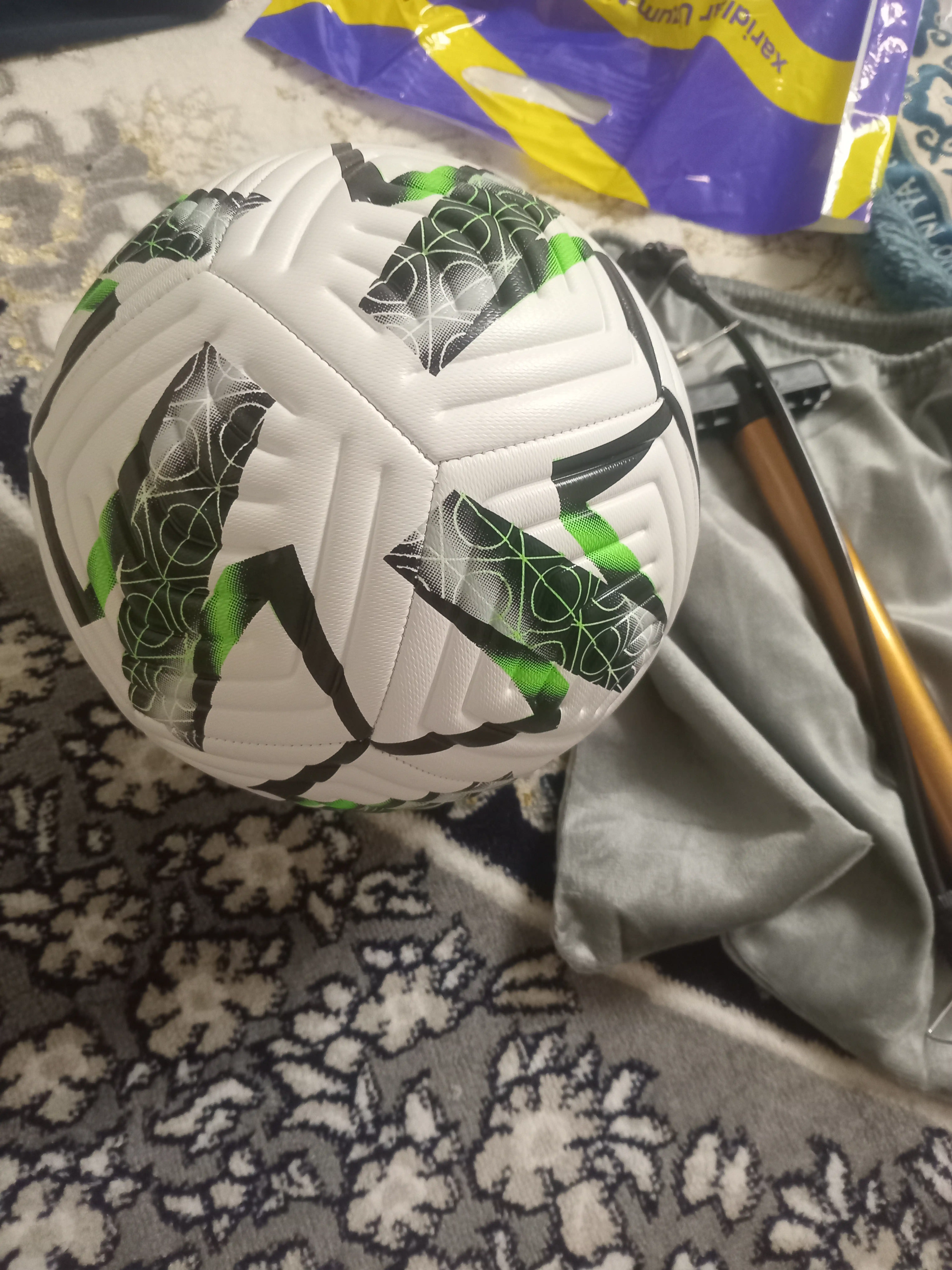 Futbol koptoki — faol o‘yinlar uchun mustahkam, qulay va ishonchli tanlov