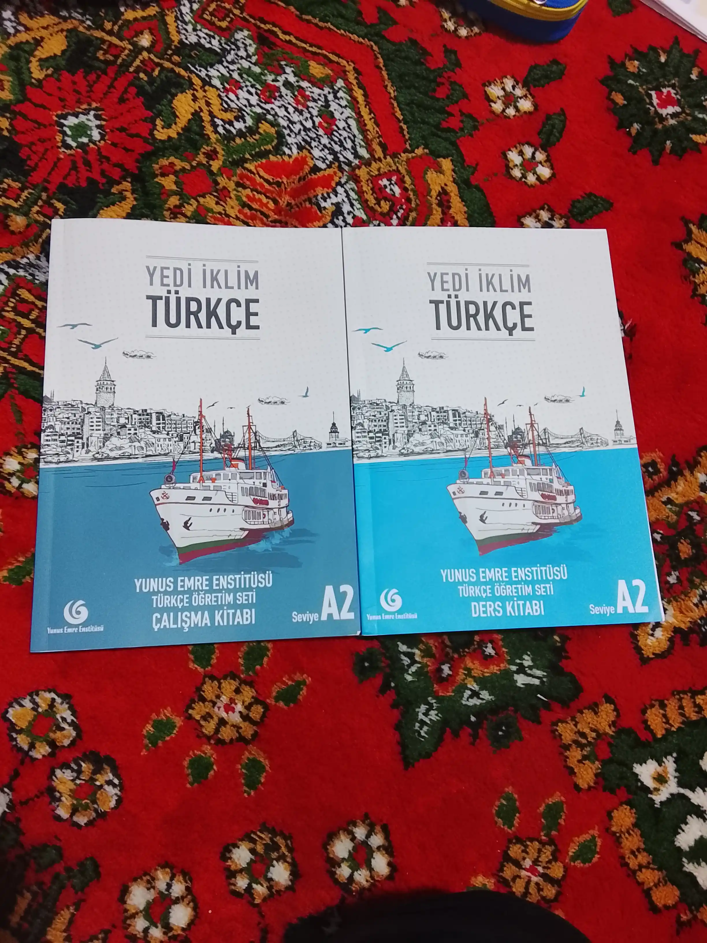 Yedi Iklim Turkce. A1, A2, B1, B2, C1. Учебник и рабочие тетради по турецкому языку, A4