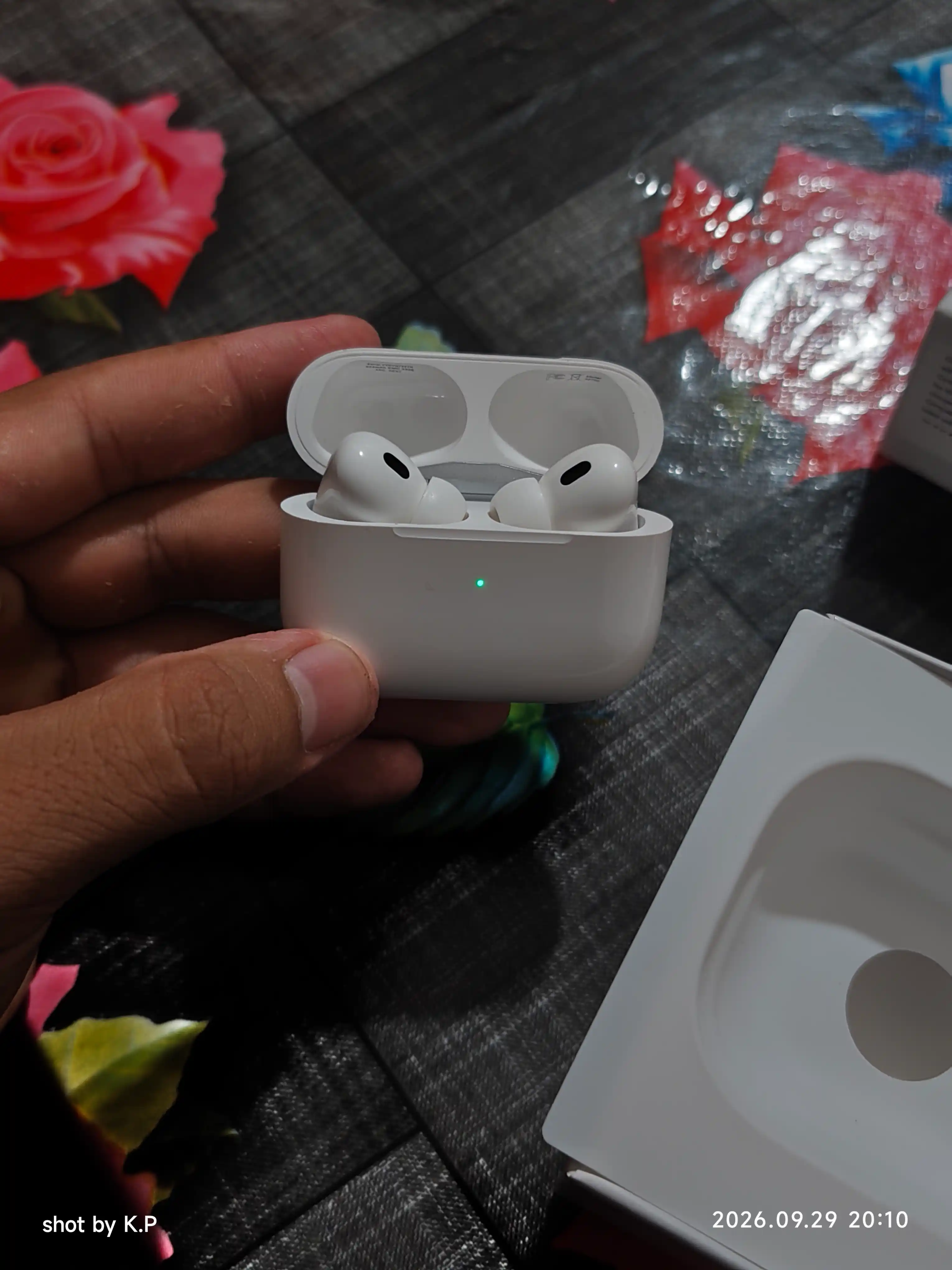 Simsiz quloqchinlar Pods Pro 2 ANC bluetooth naushnik Shovqinni kamaytirish funksiyasi bor