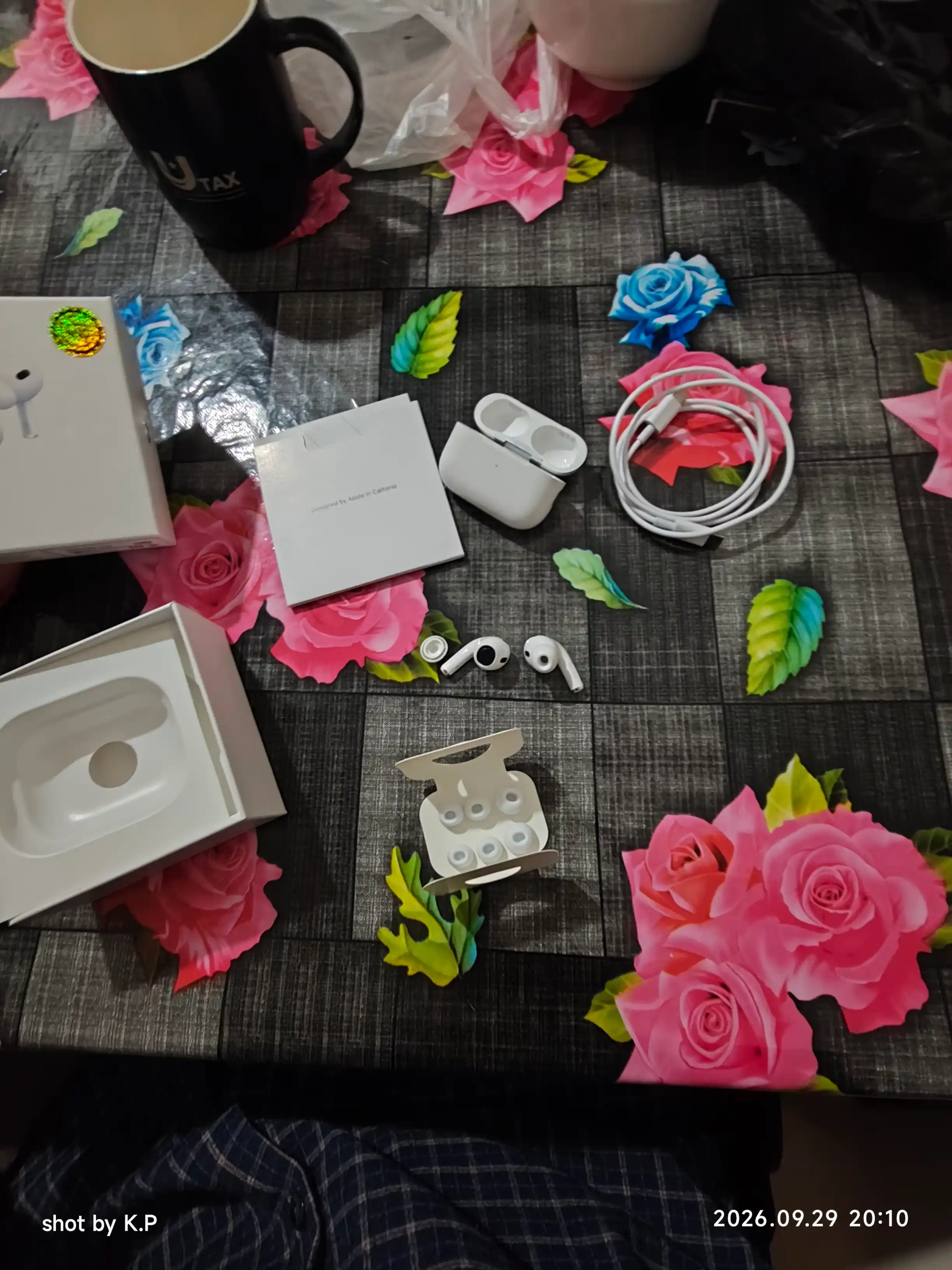 Simsiz quloqchinlar Pods Pro 2 ANC bluetooth naushnik Shovqinni kamaytirish funksiyasi bor
