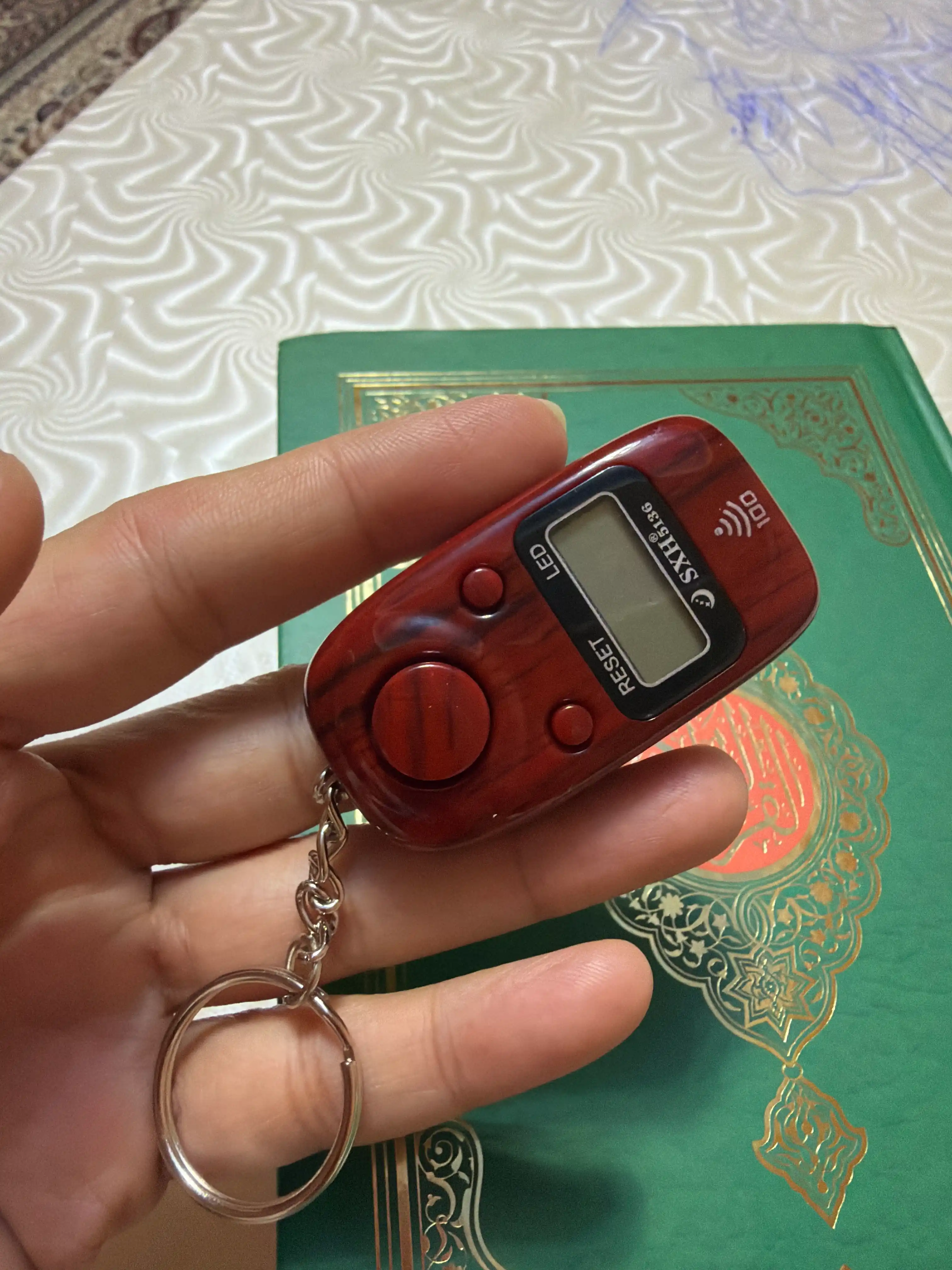 Brelok ko‘rinishidagi elektron tasbeh