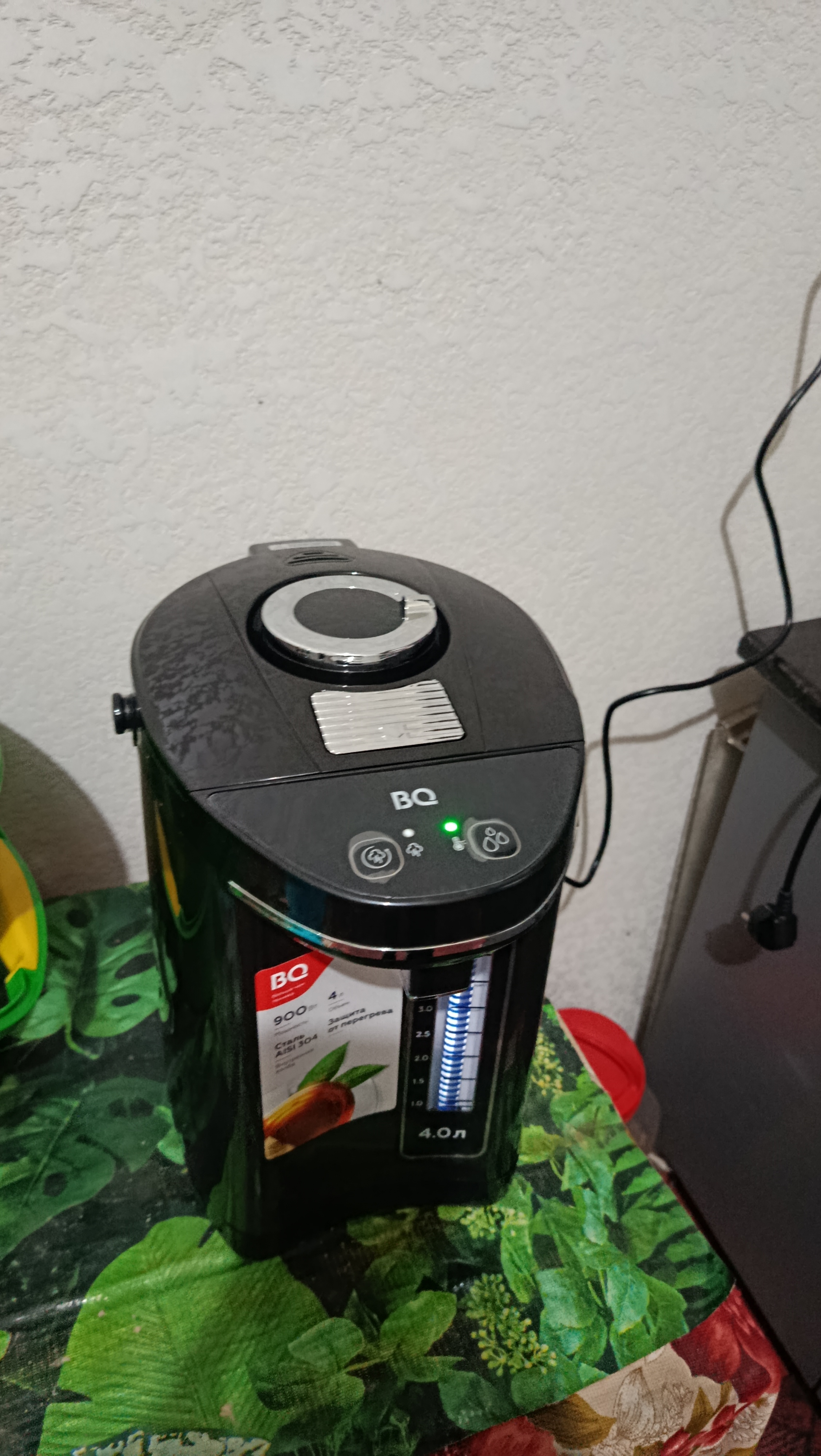 Termopot BQ TP400,hajmi 4litr,900Vt,AISI 304 po‘latdan kolba,haroratni ushlab turish