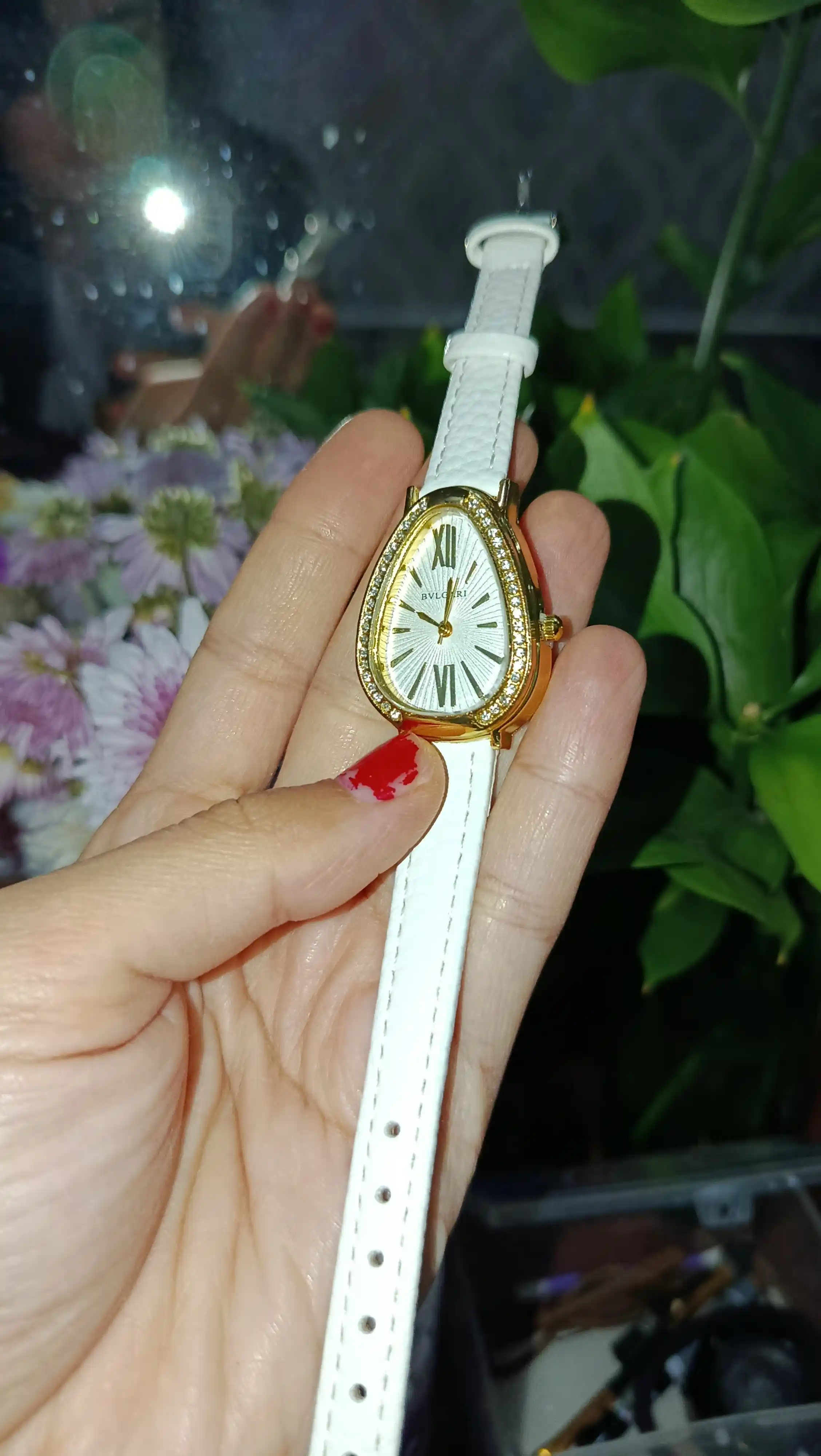 Женские часы, девушек, наручные часы, с кварцевым механизмом, BVLGARI, с кожаным ремешком