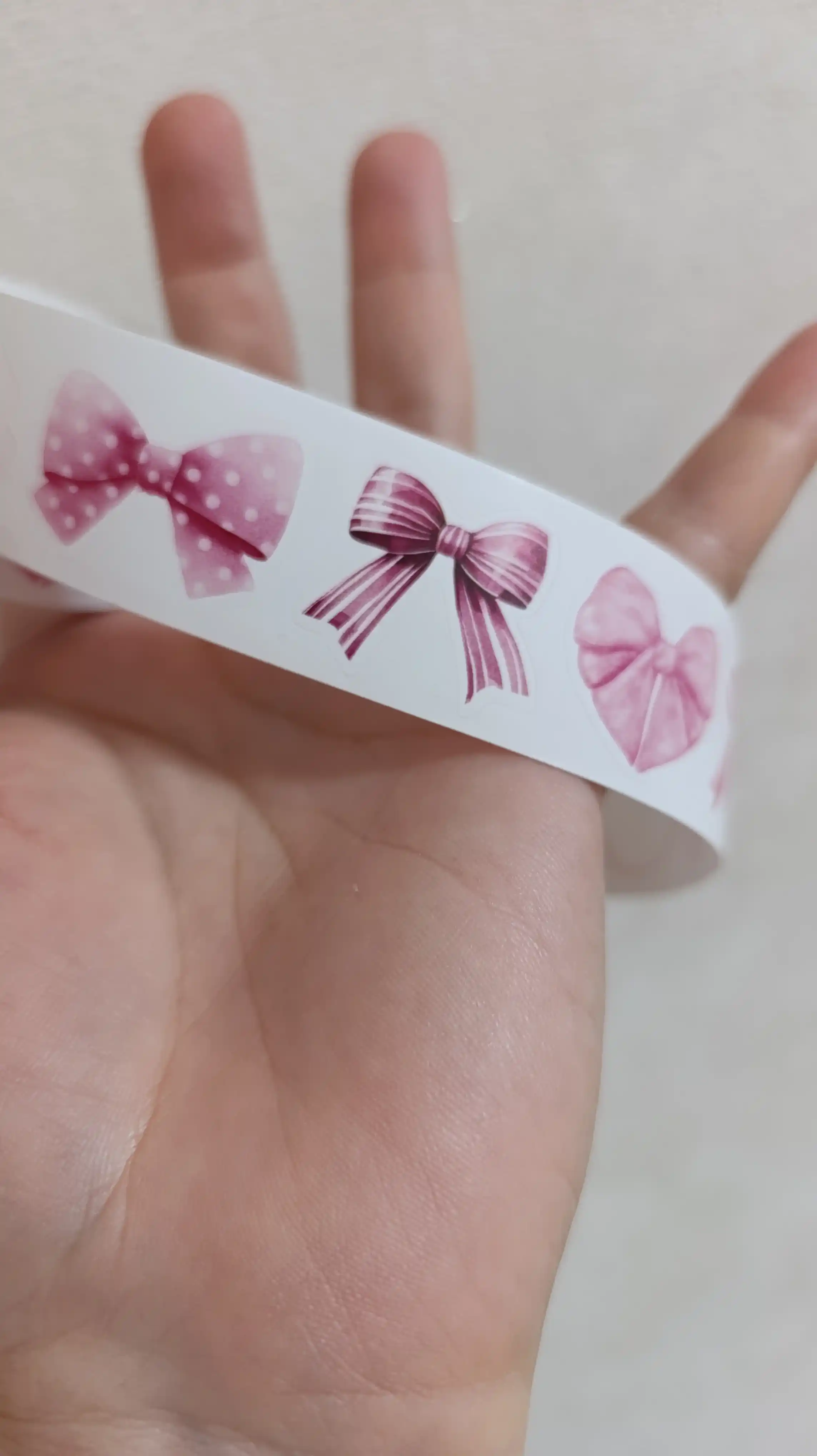 Стикеры со словами "THANK YOU" "HANDMADE WITH LOVE"