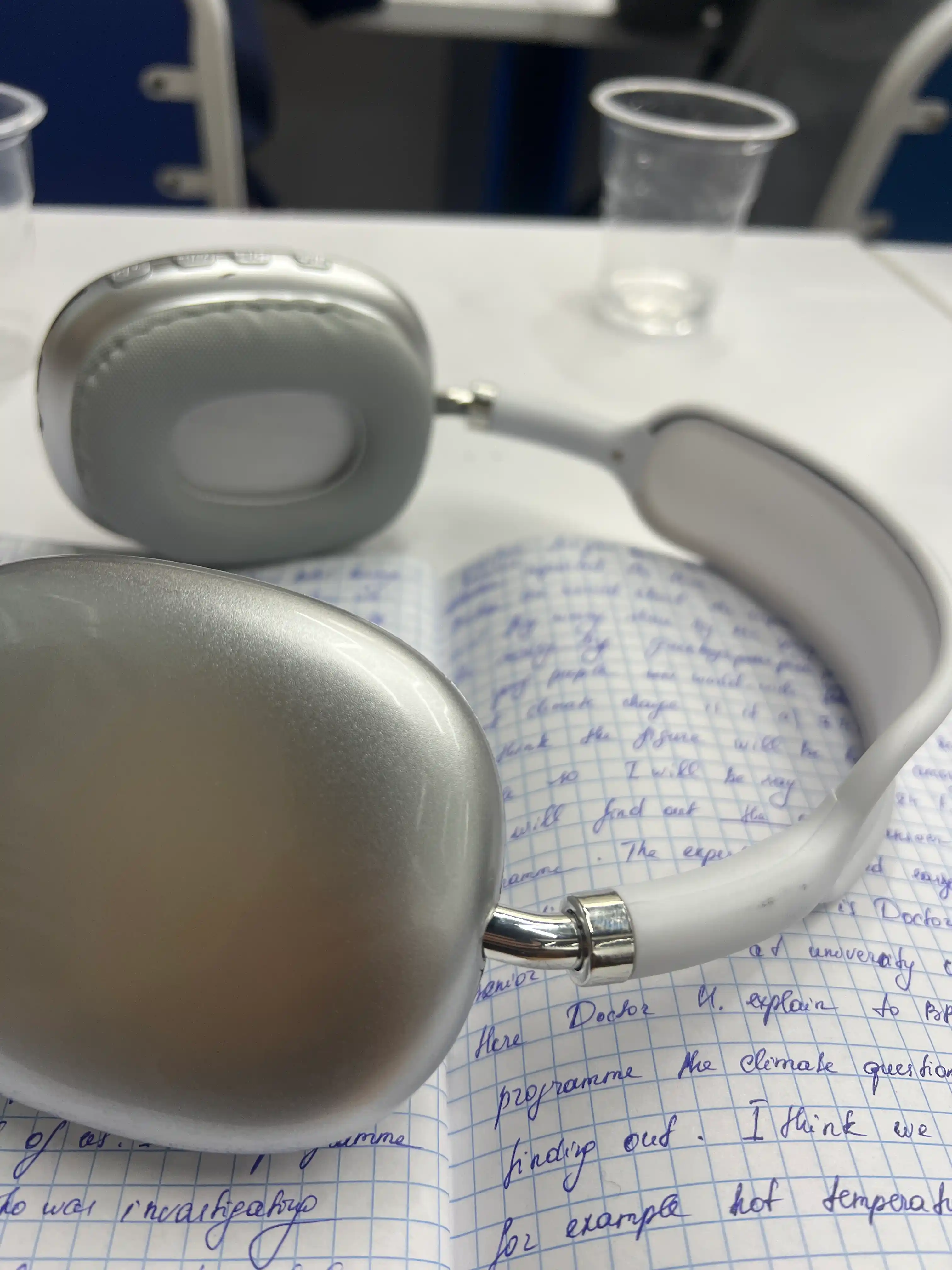 Naushnik P9 Simsiz Bluetooth Quloqchin | Mikrofonli | Bass | SD karta | AUX | Telefon PC