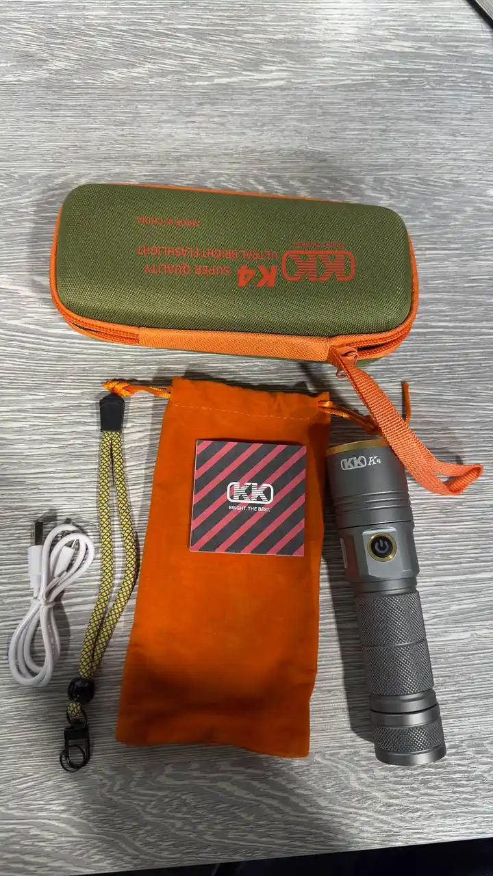 Светодиодные фонарик K4, USB-зарядка, аккумулятор , металлический корпус