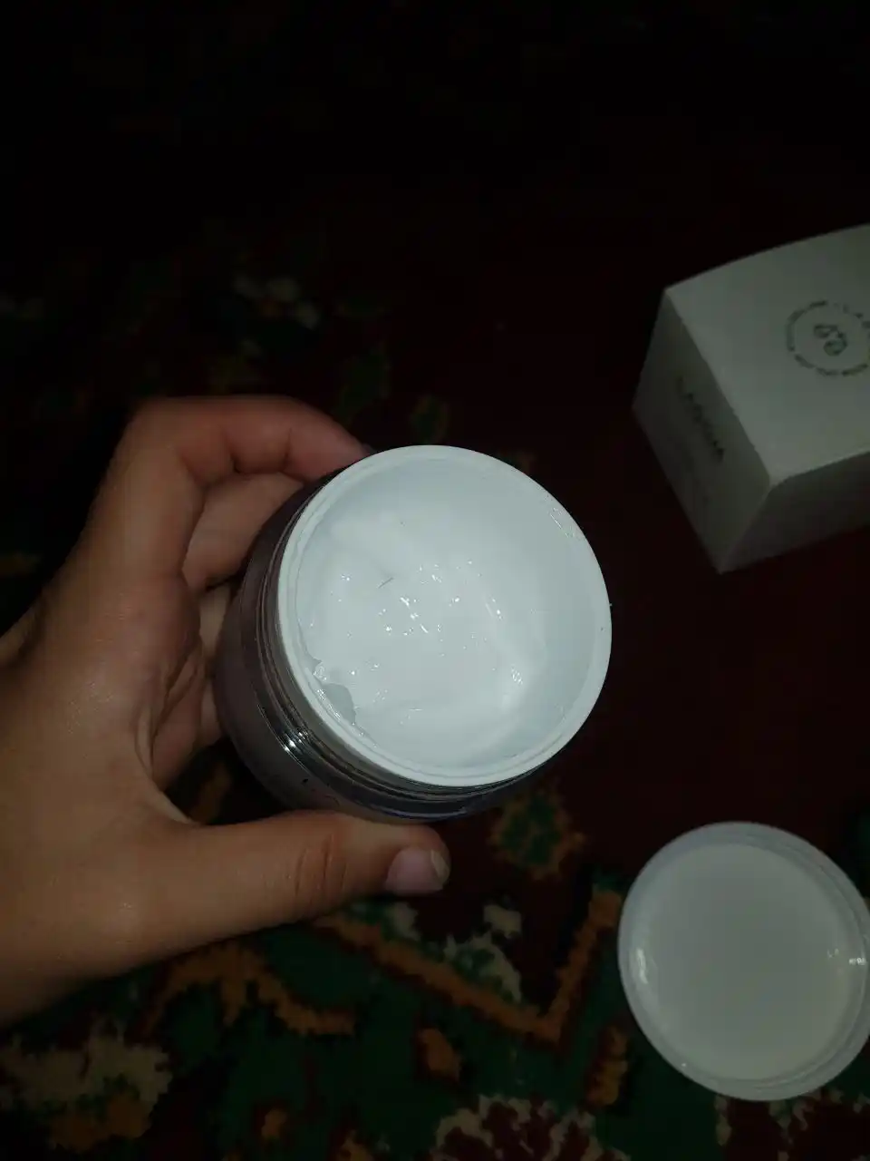 Ayollar va qizlar uchun yuz uchun namlantiruvchi krem, 60 ml