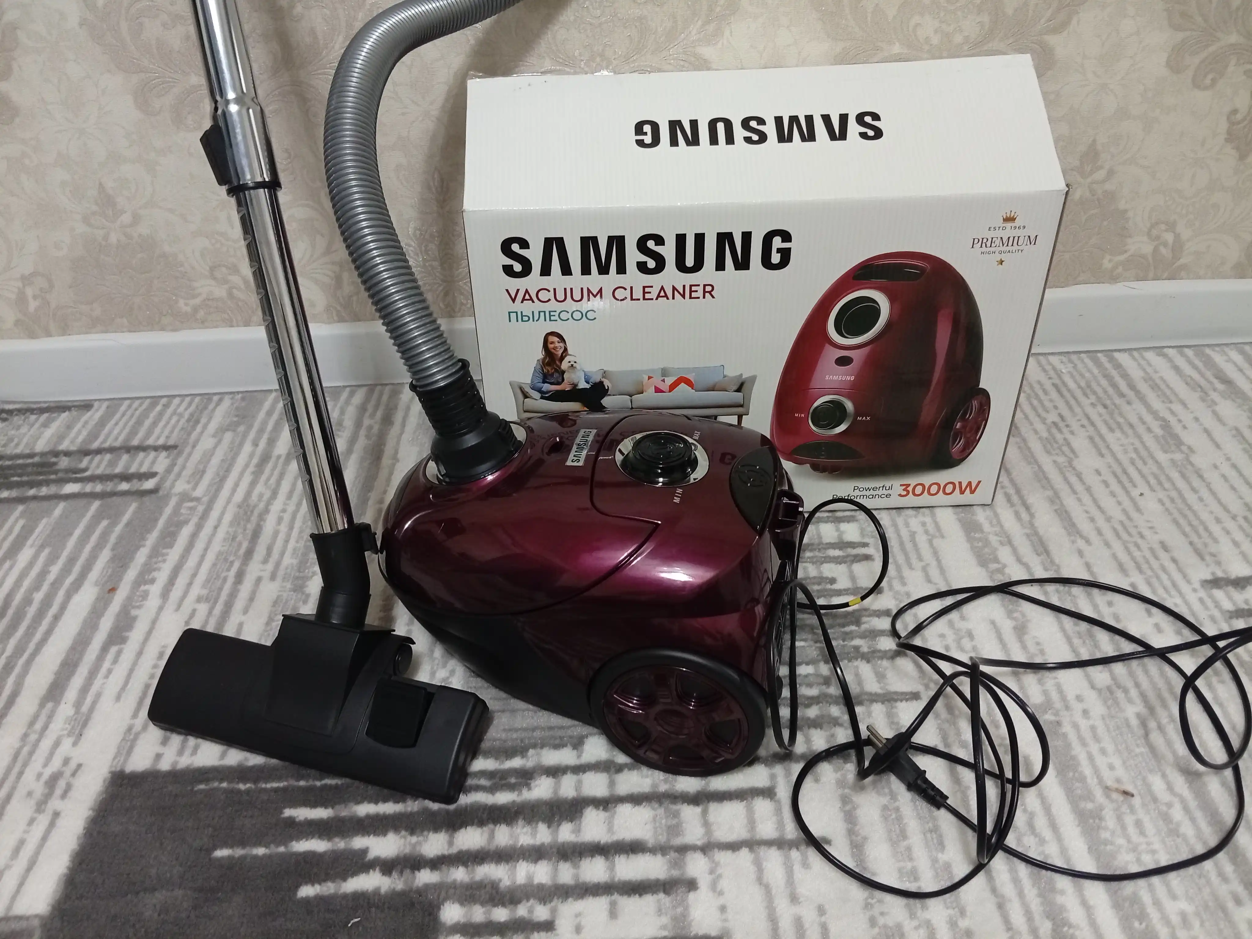 Пылесос Samsung MX-193 3000 Вт, 4 л, с инновационной телескопической трубкой
