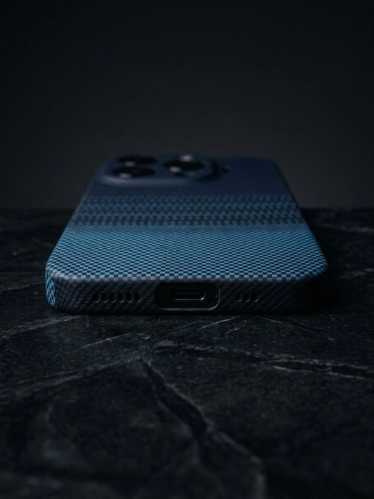 XIAOMI 17 T uchun karbon chexol gilof