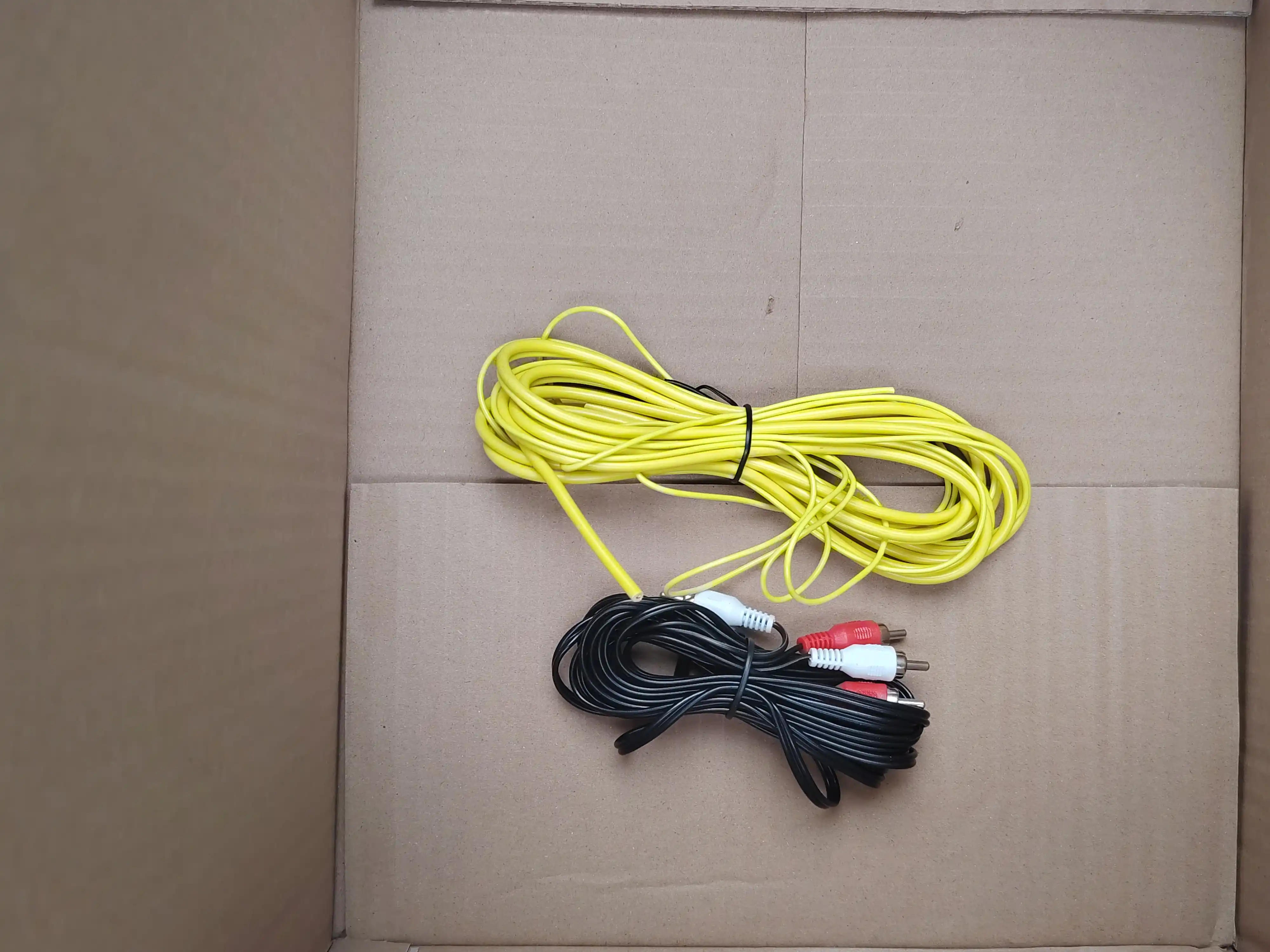 Avtomobillar uchun sambufer kalonka, 10 dyuymli, 300W, 4 Ohm