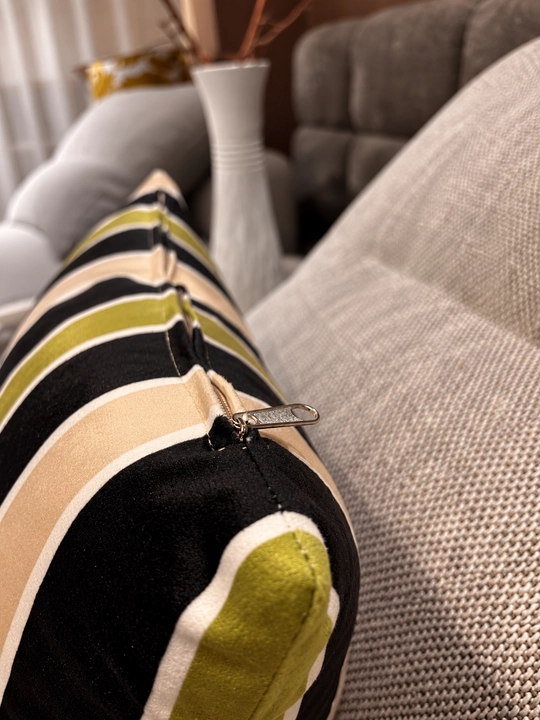 My Sofa’ning dekorativ yostiqlari — interyerni o‘zgartiradigan zamonaviy sovg‘a