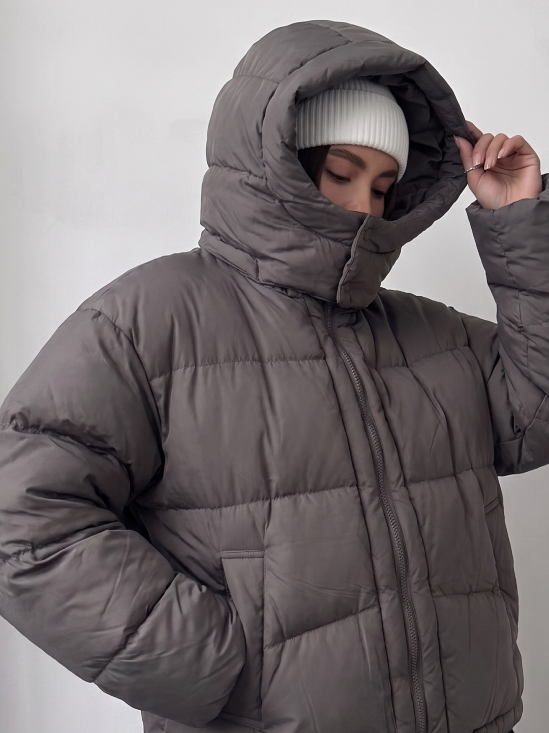 Ayollar va qizlar uchun qishki issiq kapyushonli kurtka, momiq - UNCHA STORE