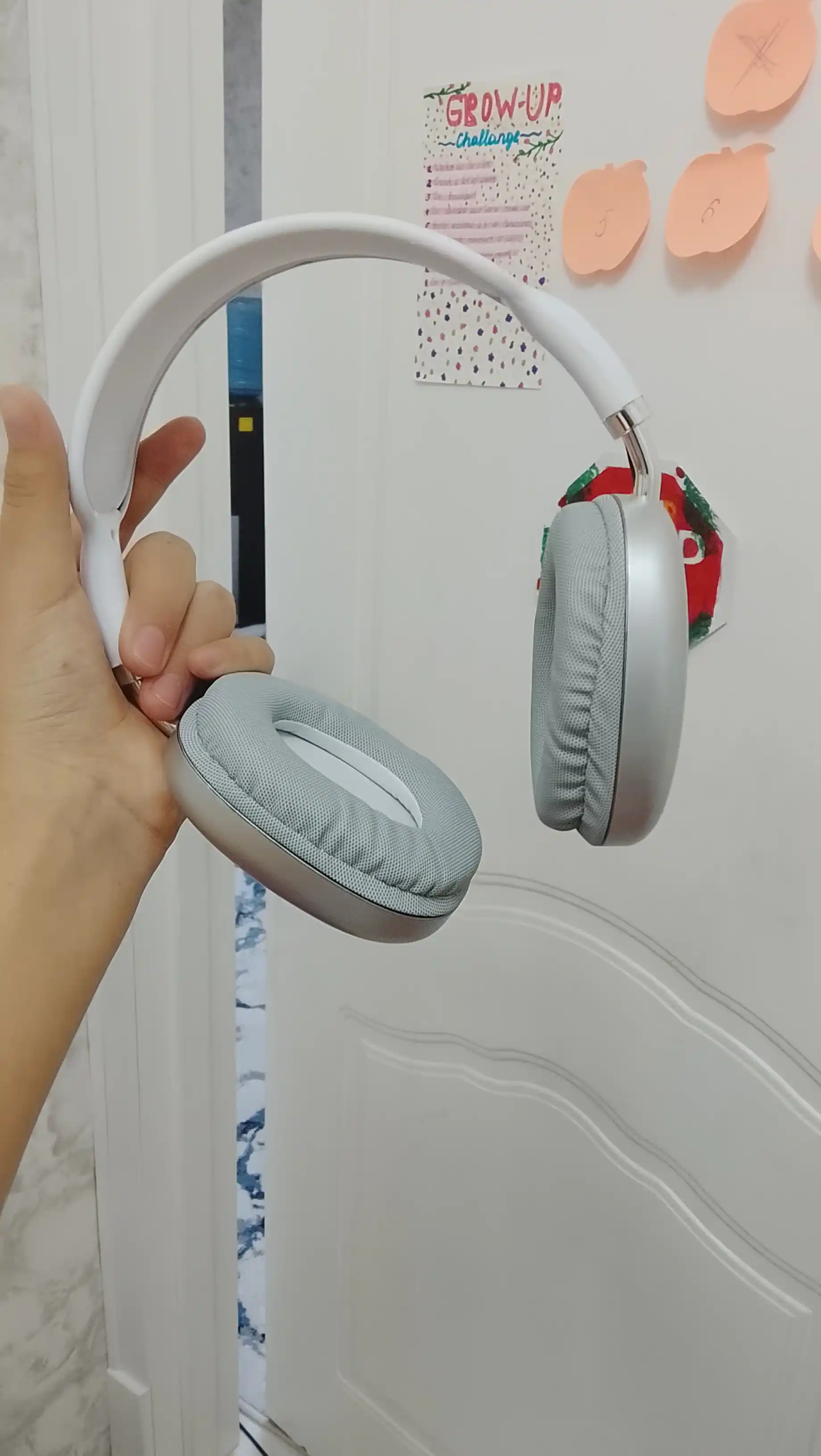 Simsiz quloqchinlar P9 Bluetooth, mikrofonli, to'liq o'lchamli