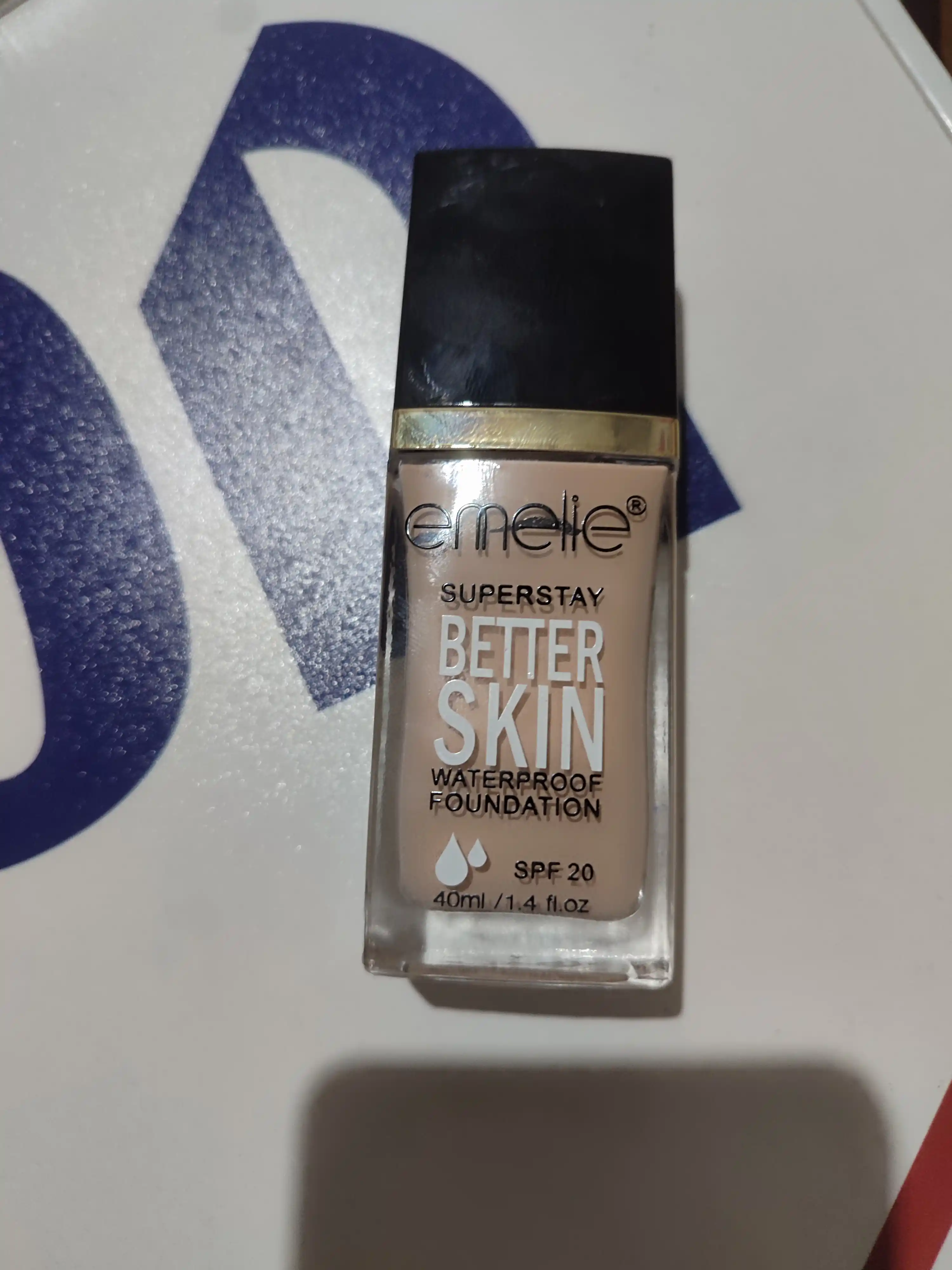 Тональный крем для лица Emelie SPF, стойкий, матовый эффект и ровное покрытие