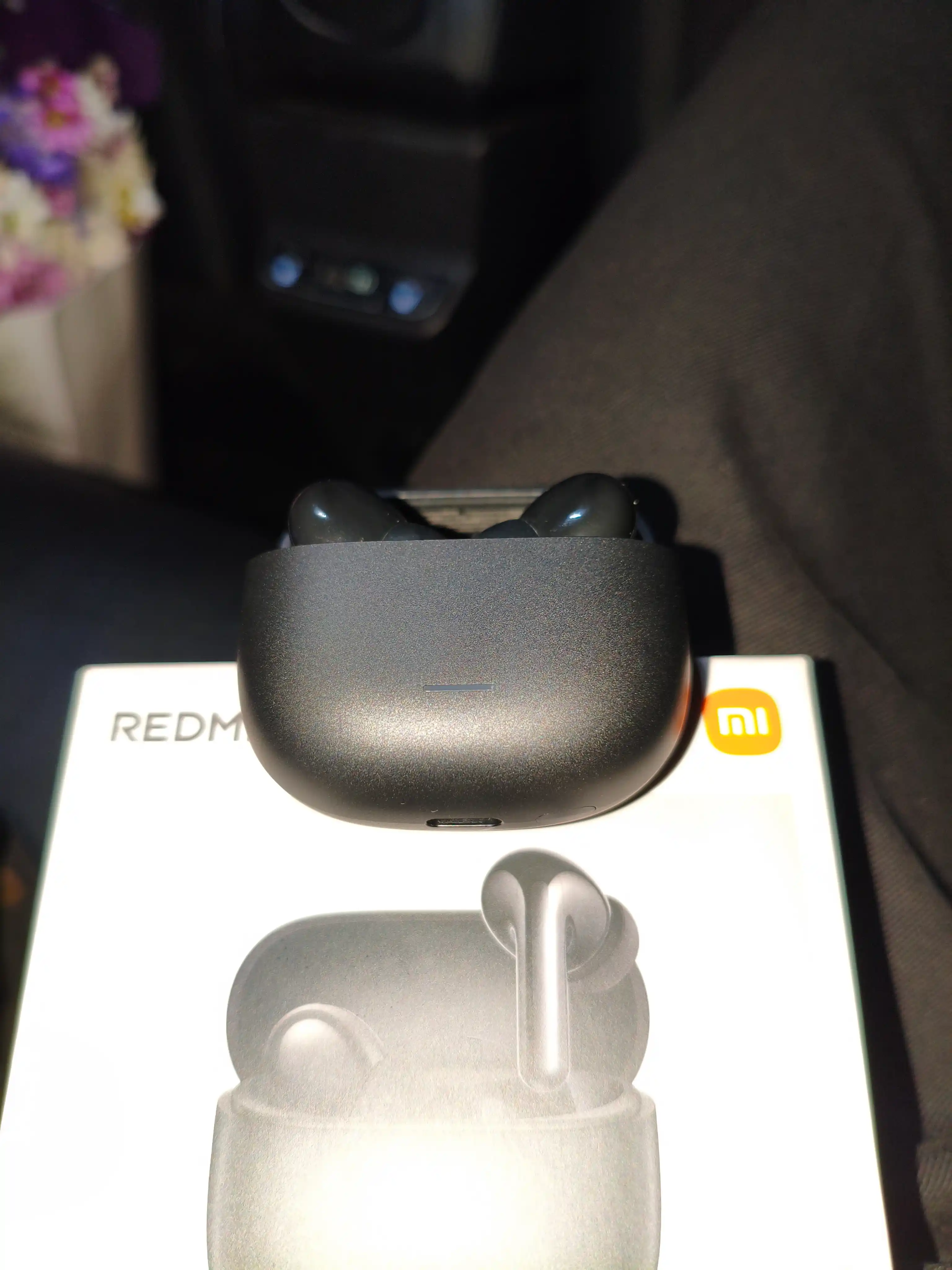 Беспроводные наушники Redmi Buds 8 Lite для iPhone и Android