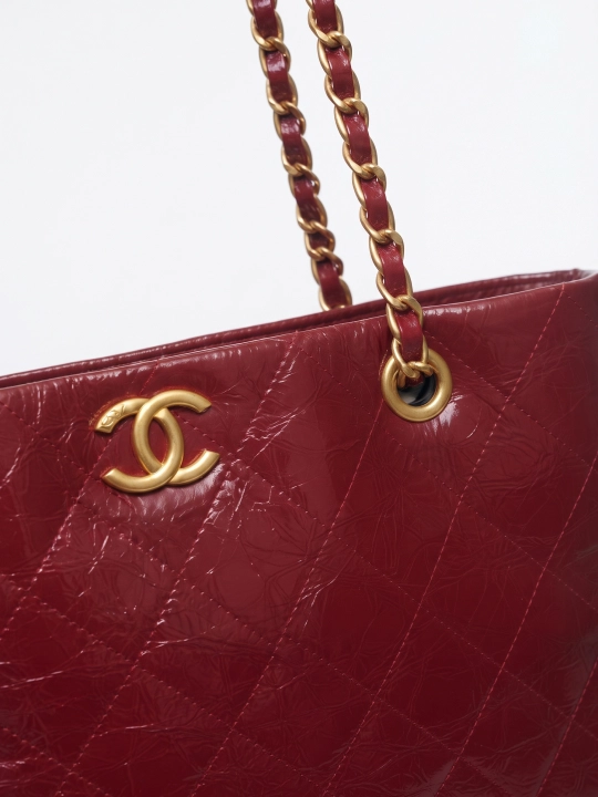 Ayollar sumkasi, Chanel sumka