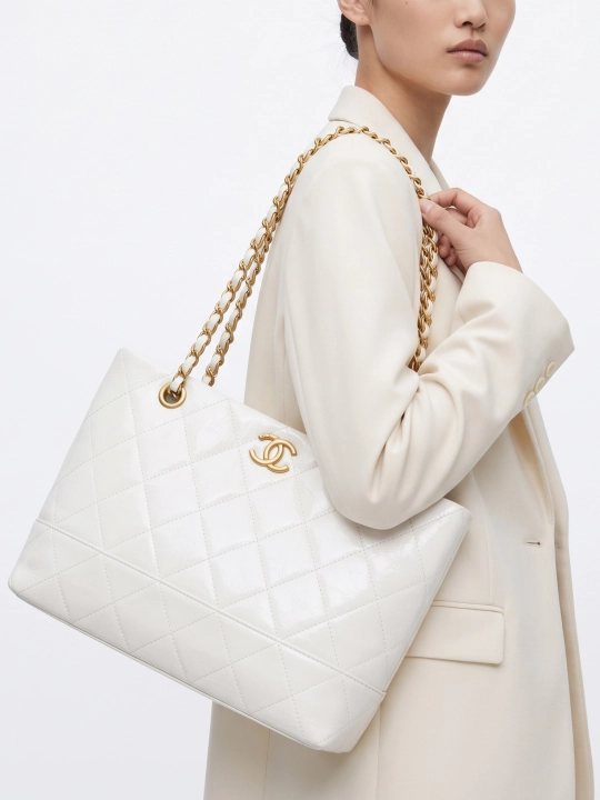 Ayollar sumkasi, Chanel sumka
