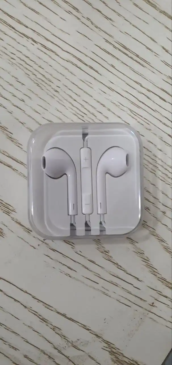 Simli naushnik Type-C / 3.5 mm Jack / Lightning, mikrofon va ovoz boshqaruvi bilan