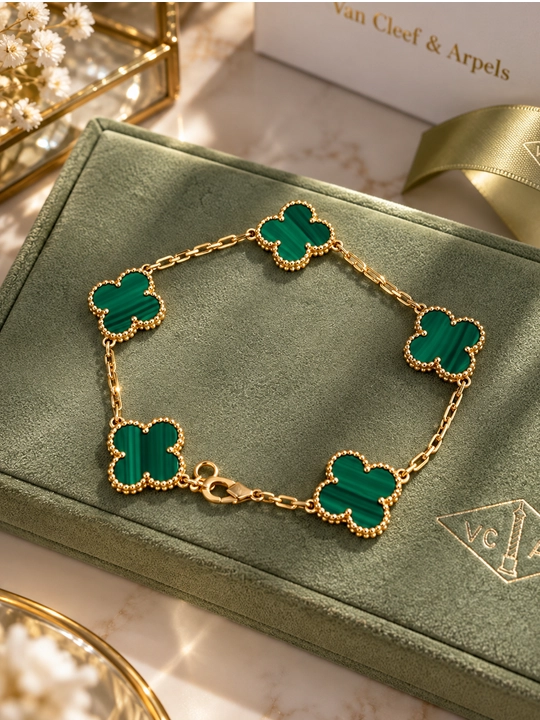 Van cleef,cartier,3 dona braslet to‘plami, zamonaviy va nafis zargarlik aksessuarlari