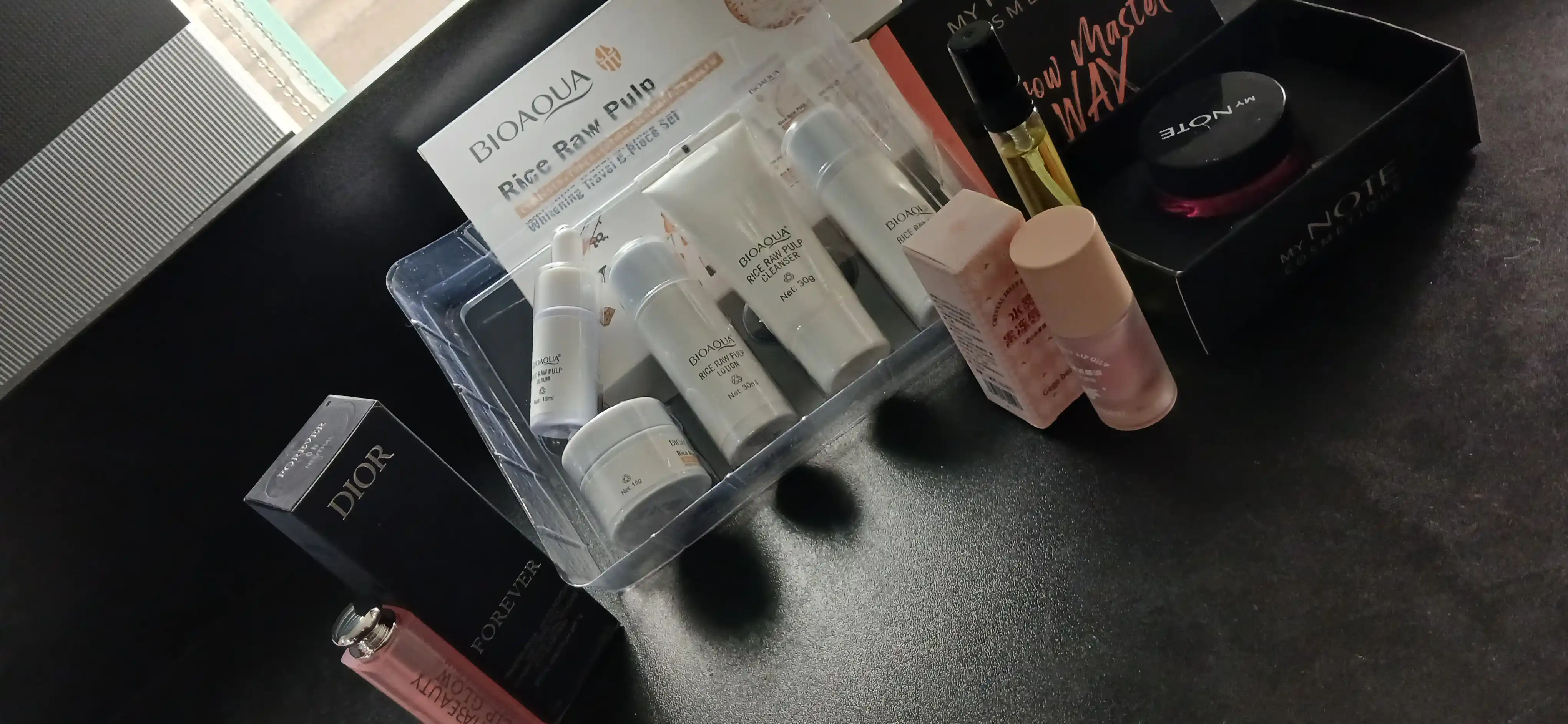 Tonal krem Dior Forever Skin Glow Foundation SPF 20/PA+++, ton: ON, 0,5N