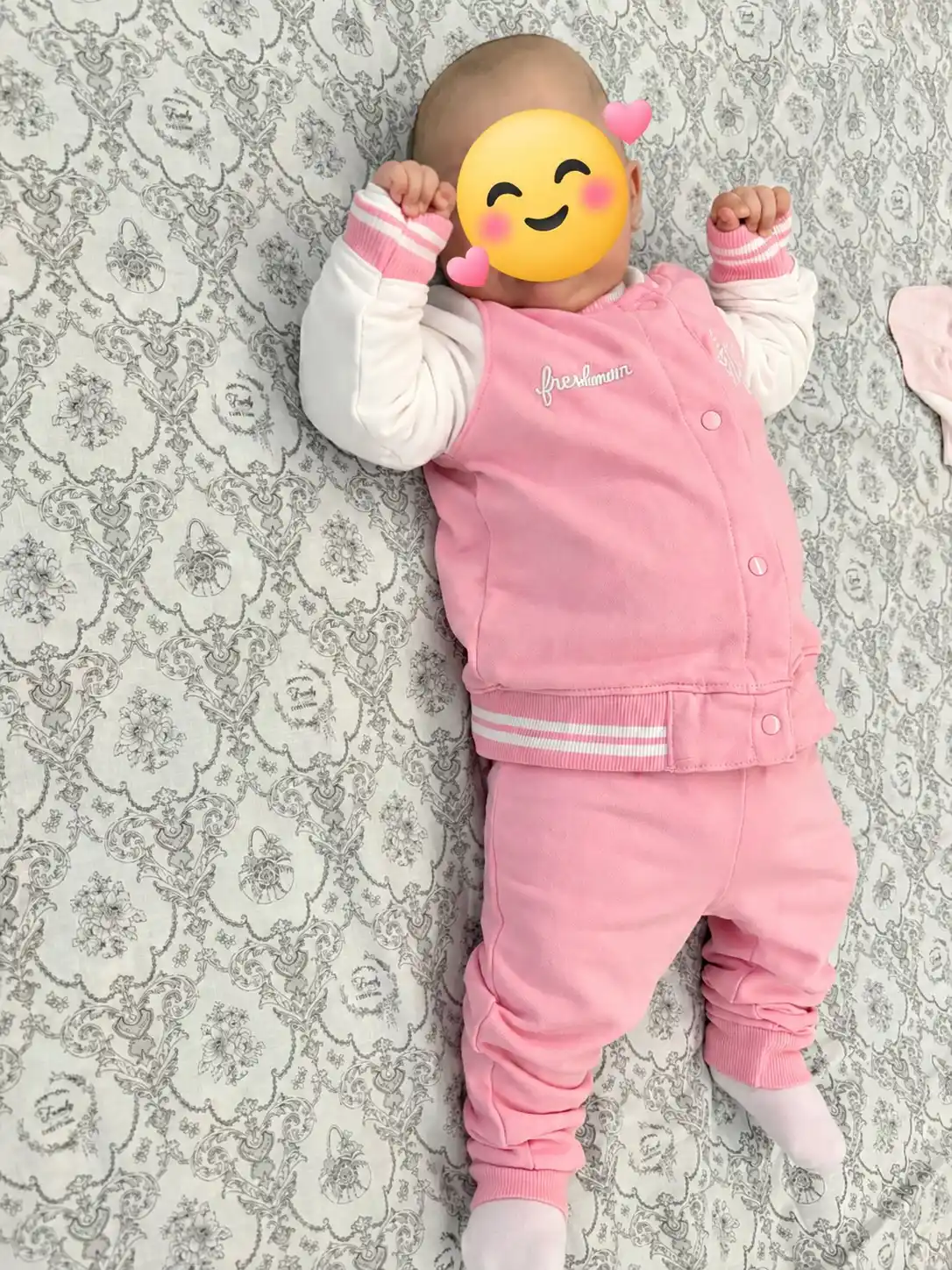 Chaqaloqlar uchun 3 talik Carter's to'plami: kurtka / bomber, bodi va shim (100% paxta)