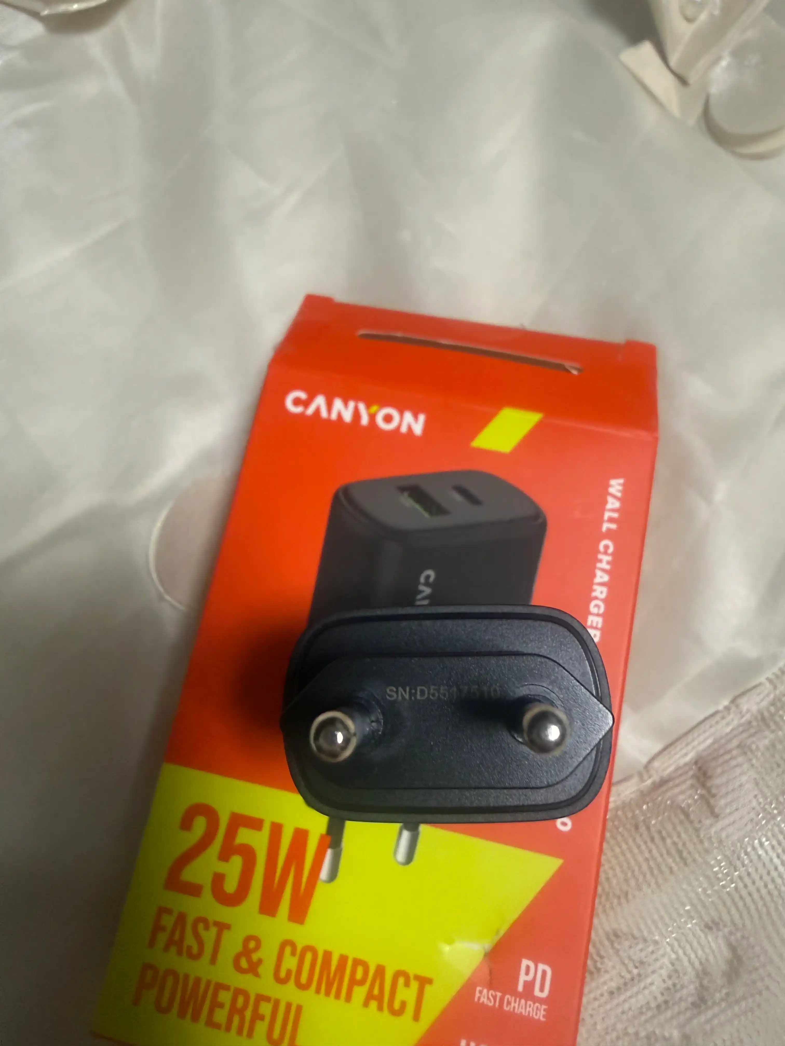 Iphone uchun universal zaryadlash qurilmasi, 20 Vt adapter, ikkita type-c va USB-A portli