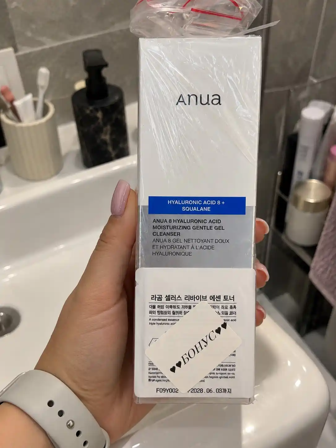 Anua Pore Deep Cleansing Foam — PDRN va gialuron kislotali penka-skrab