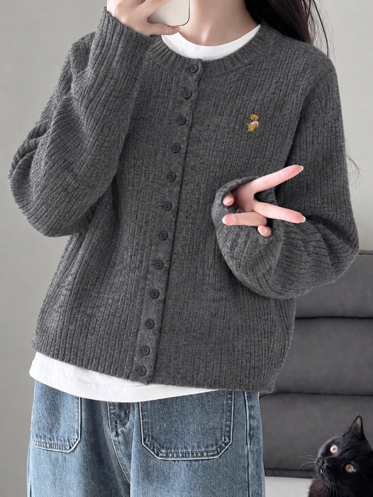 Ayollar va qizlar uchun to‘qima kardigan, ayiqchali, tugmali, uzun yengli, 6 xil rangda