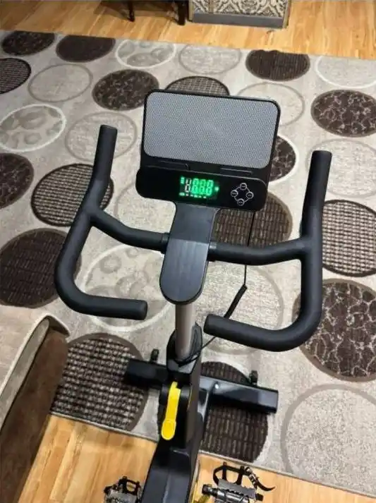 Vertikal velotrenajyor UNIQKID BEE 2, spin-bayk, 160 kg gacha