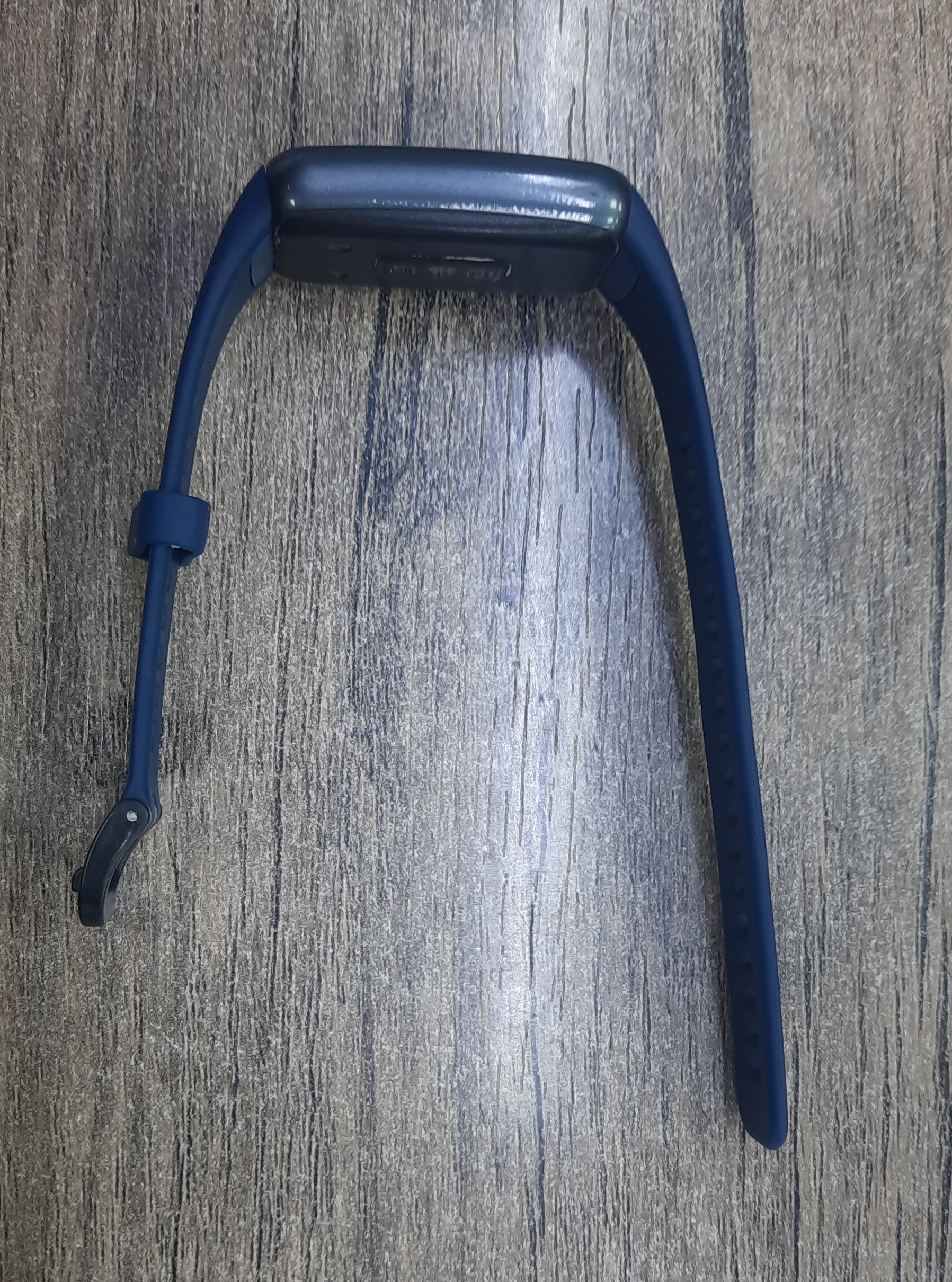 Huawei Band 6, 7, 8, 9, 10 uchun tasma, remeshok, silikon