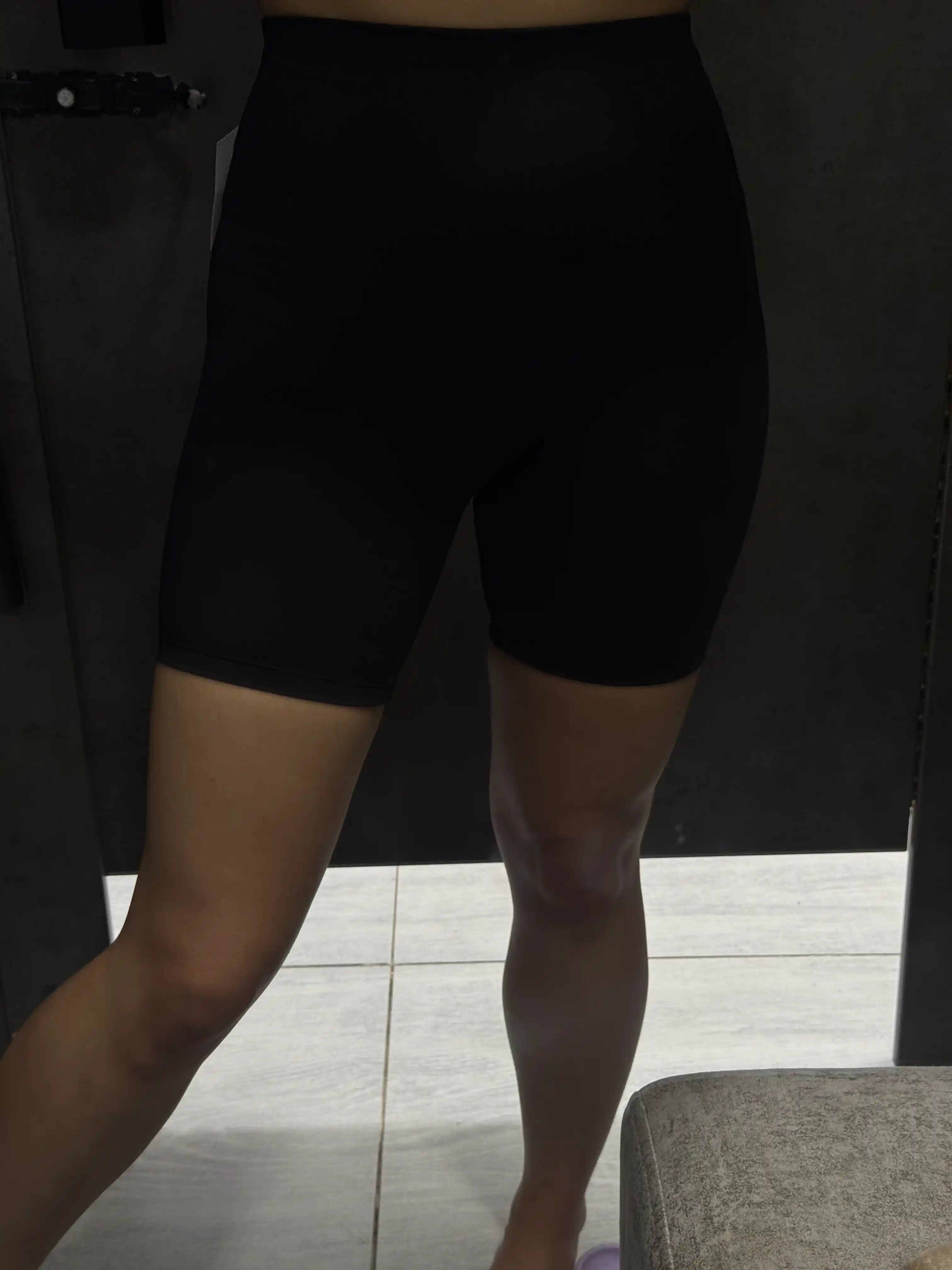 Ayollar sport velosipedlari, ayollar sport shortiklari, ayollar sport kiyimlari