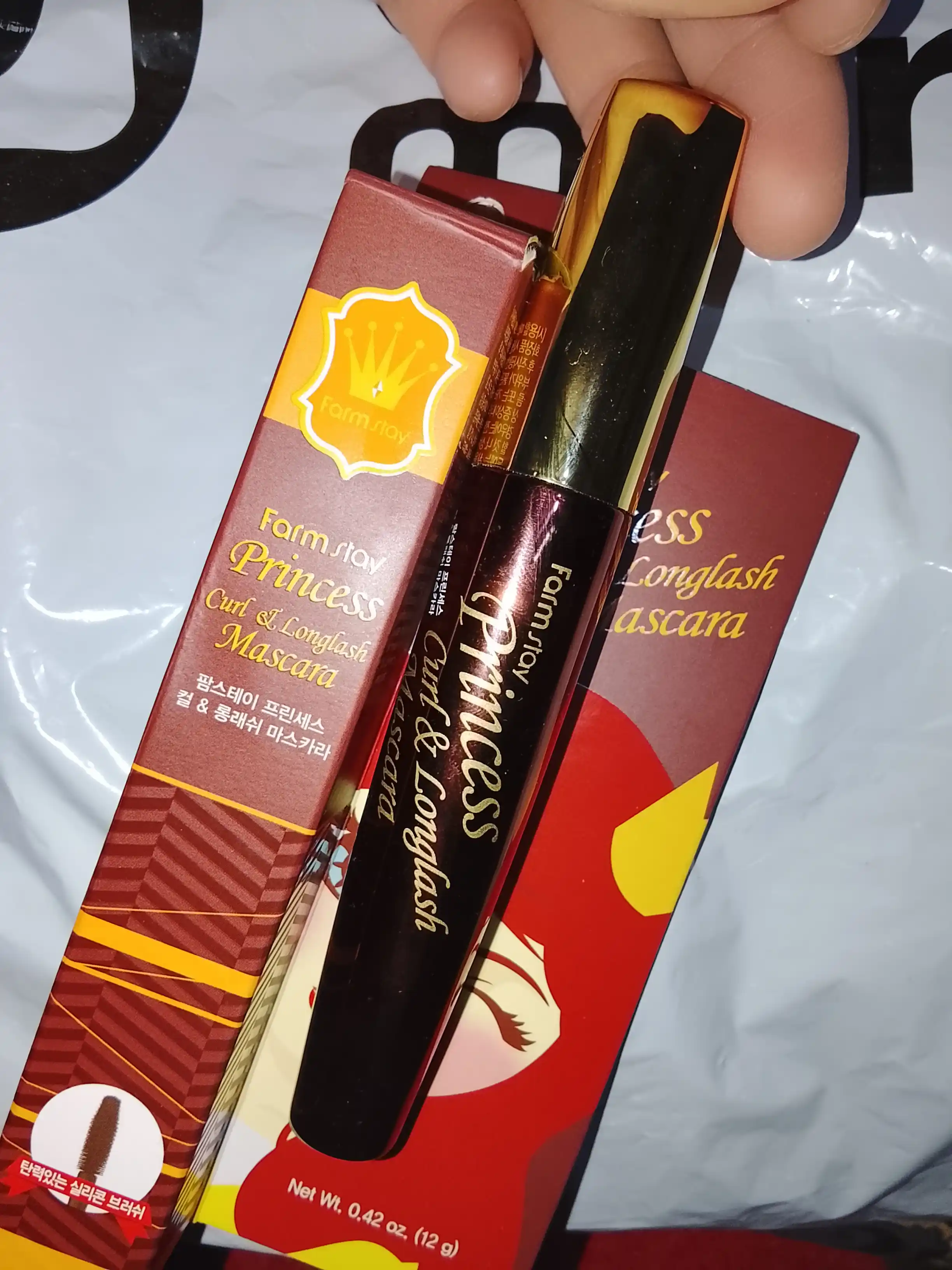 Bukuvchi va cho'zuvchi kipriklar uchun tush FARMSTAY Princess Curl & Longlash Mascara