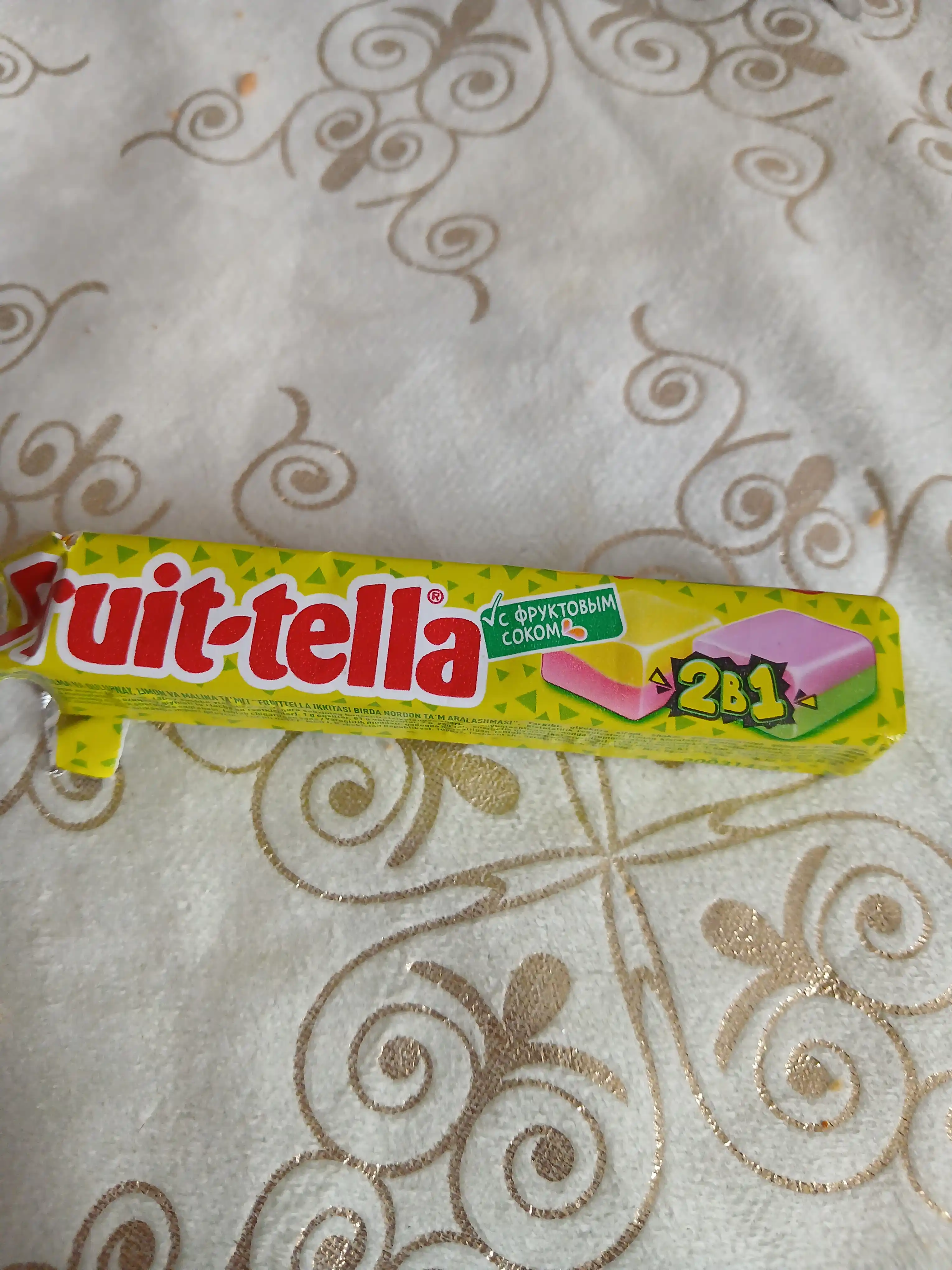 Chaynash konfetlari "Fruit-tella" Nordon aralashmasi 2 da 1, 41 g