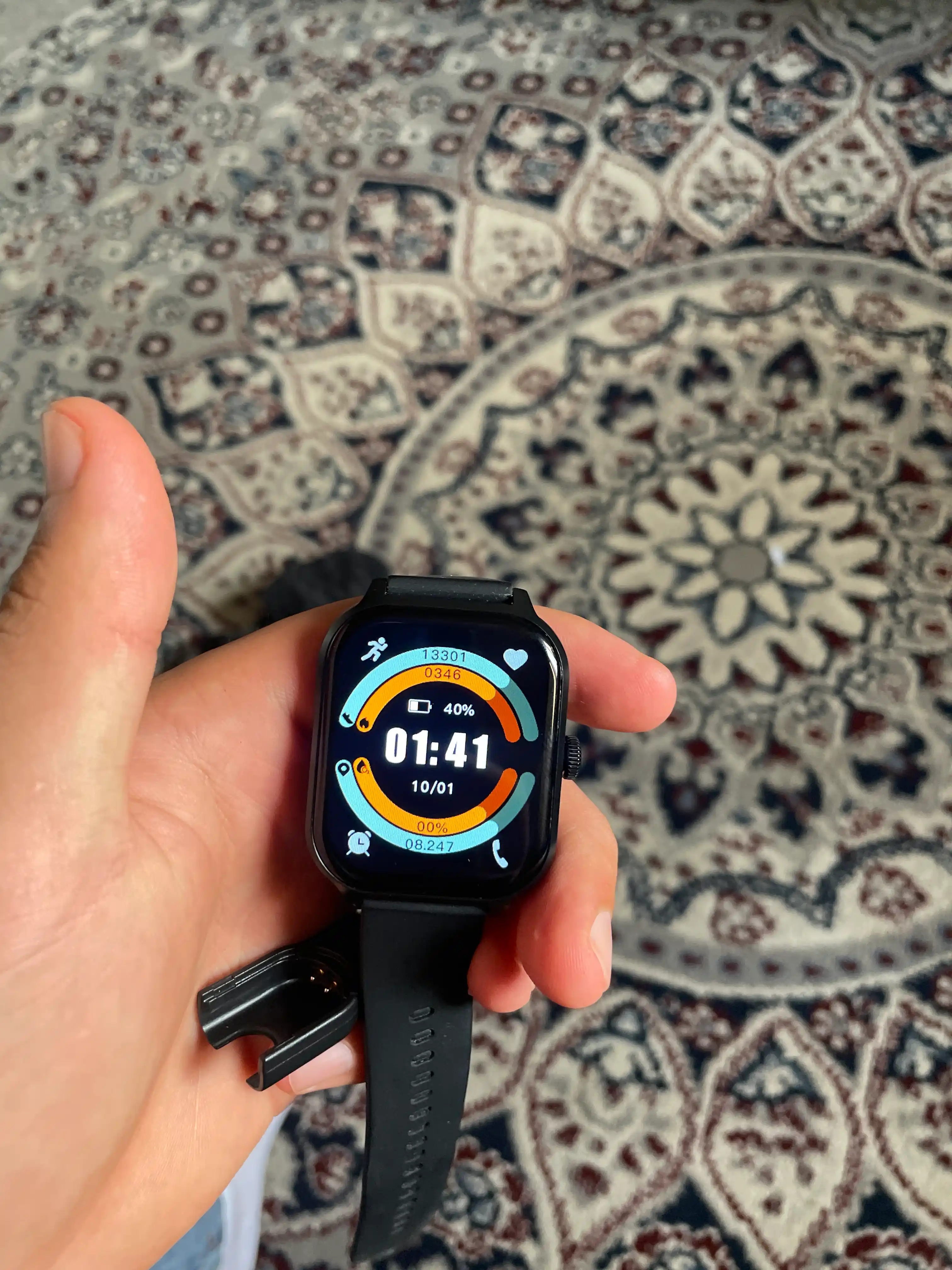 Aqlli soat, 1+1, 2 ta Smart Watch 8 va 8 ultra, 11 ta kamar va g'ilof bilan