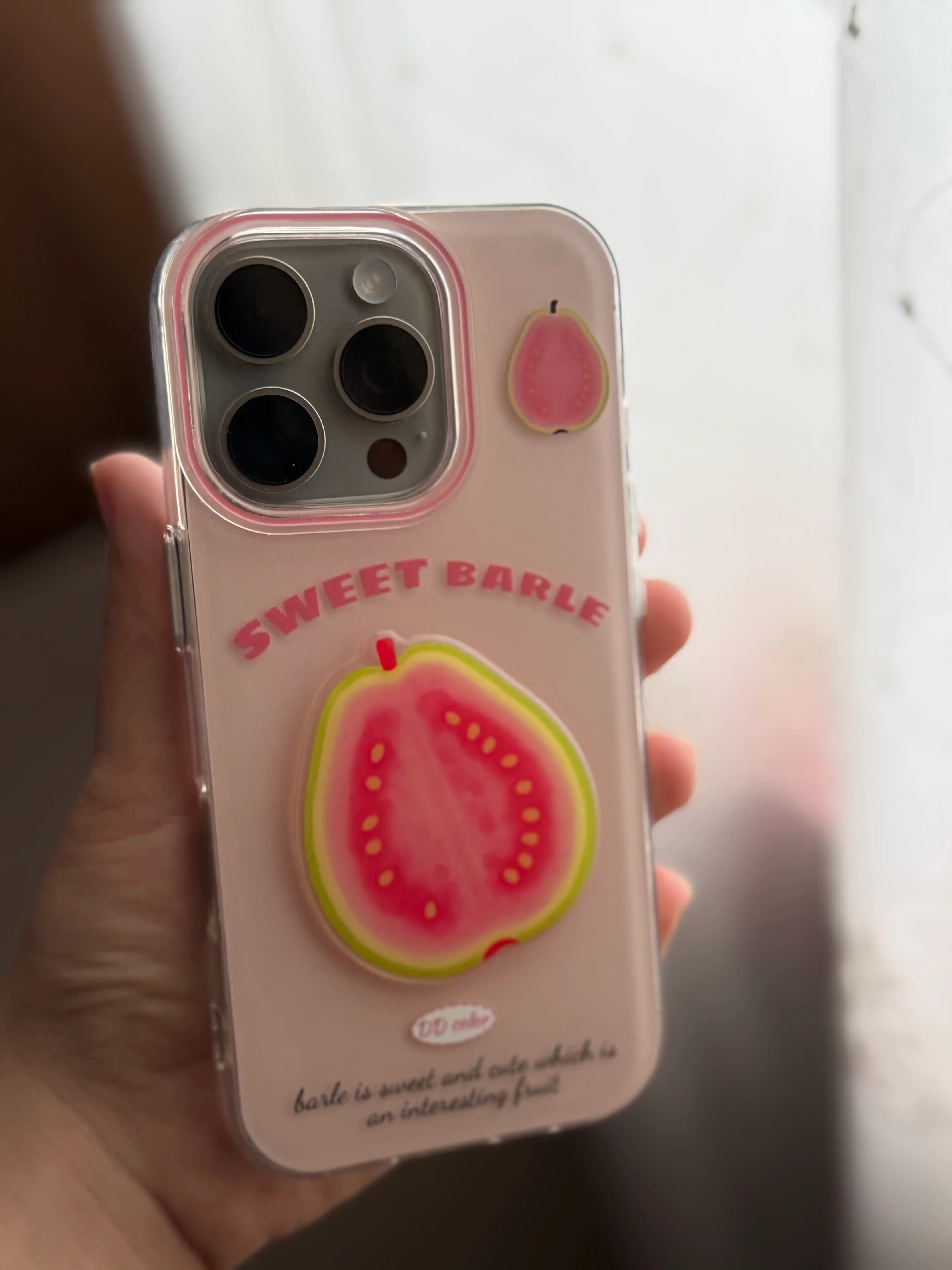 IPhone g‘ilofi