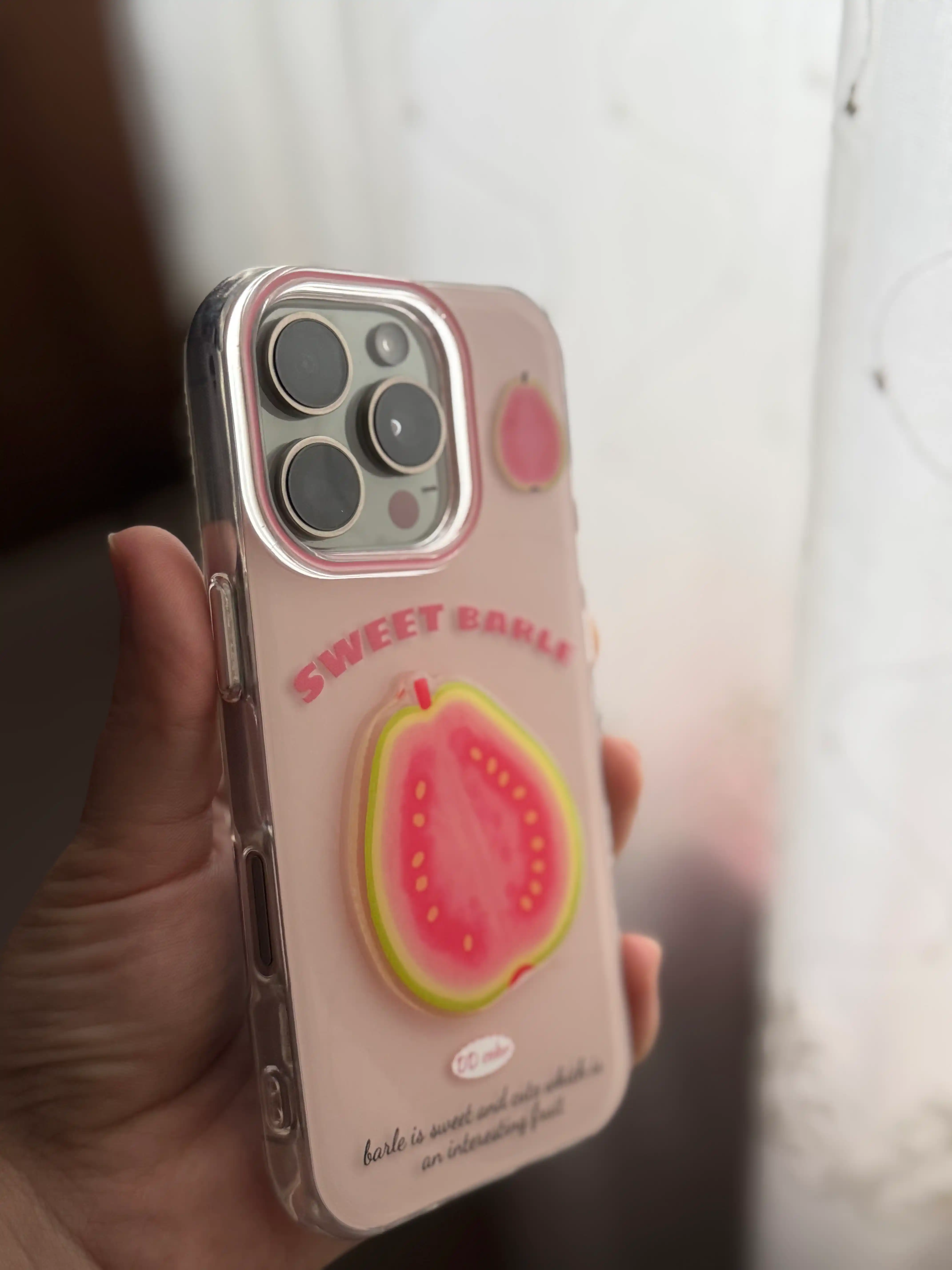 IPhone g‘ilofi