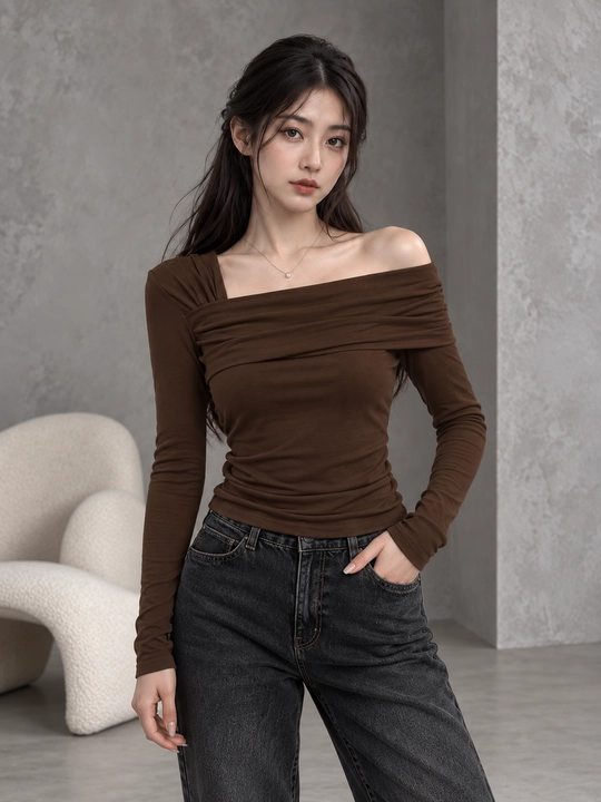 Ayollar uchun, drapirovkali, uzun yengli longsleeve